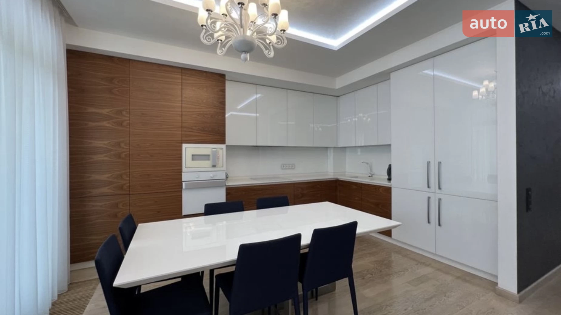Продается 4-комнатная квартира 150 кв. м в Харькове, ул. Евгения Енина(Бакулина), 33 - фото 3