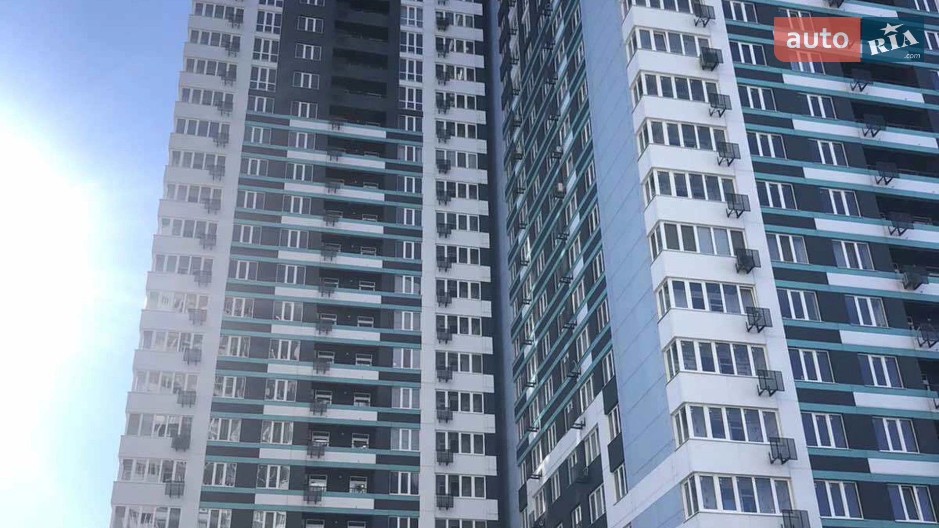 Продается 1-комнатная квартира 49 кв. м в Одессе, ул. Варненская, 29 корпус 1 - фото 2
