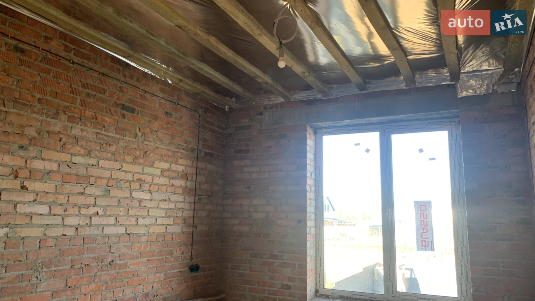 Продается дом на 2 этажа 170 кв. м с камином, цена: 140000 $ - фото 5