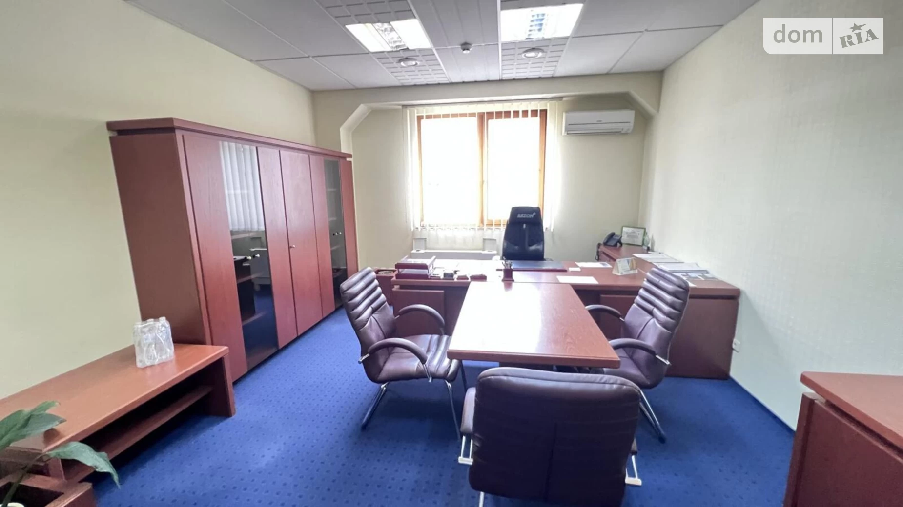 Сдается в аренду офис 305 кв. м в бизнес-центре, цена: 3800 $ - фото 2
