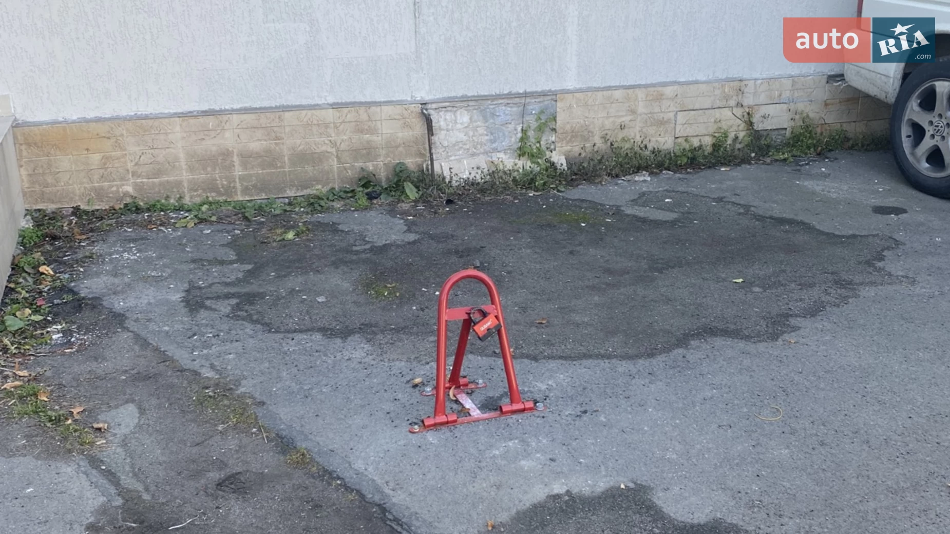 Сдается в аренду офис 51 кв. м в бизнес-центре, цена: 400 $ - фото 2