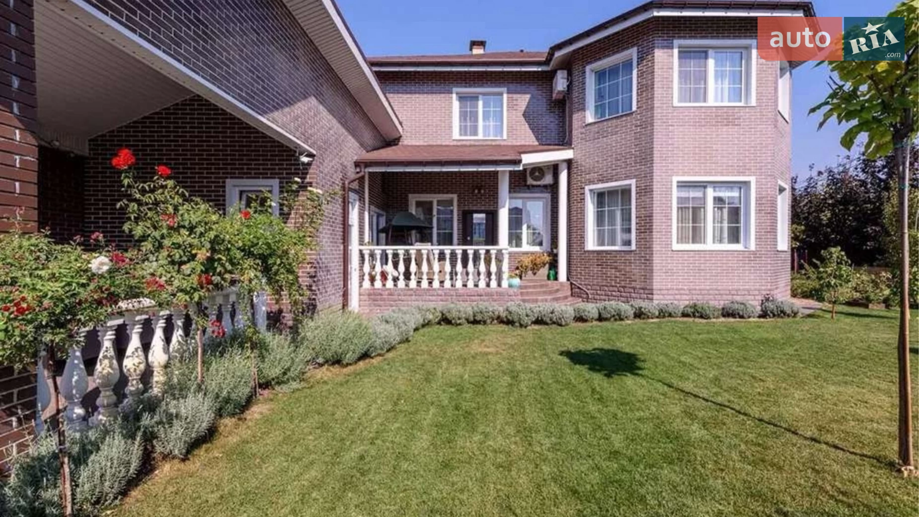 Продается дом на 2 этажа 270 кв. м с верандой, цена: 470000 $ - фото 2