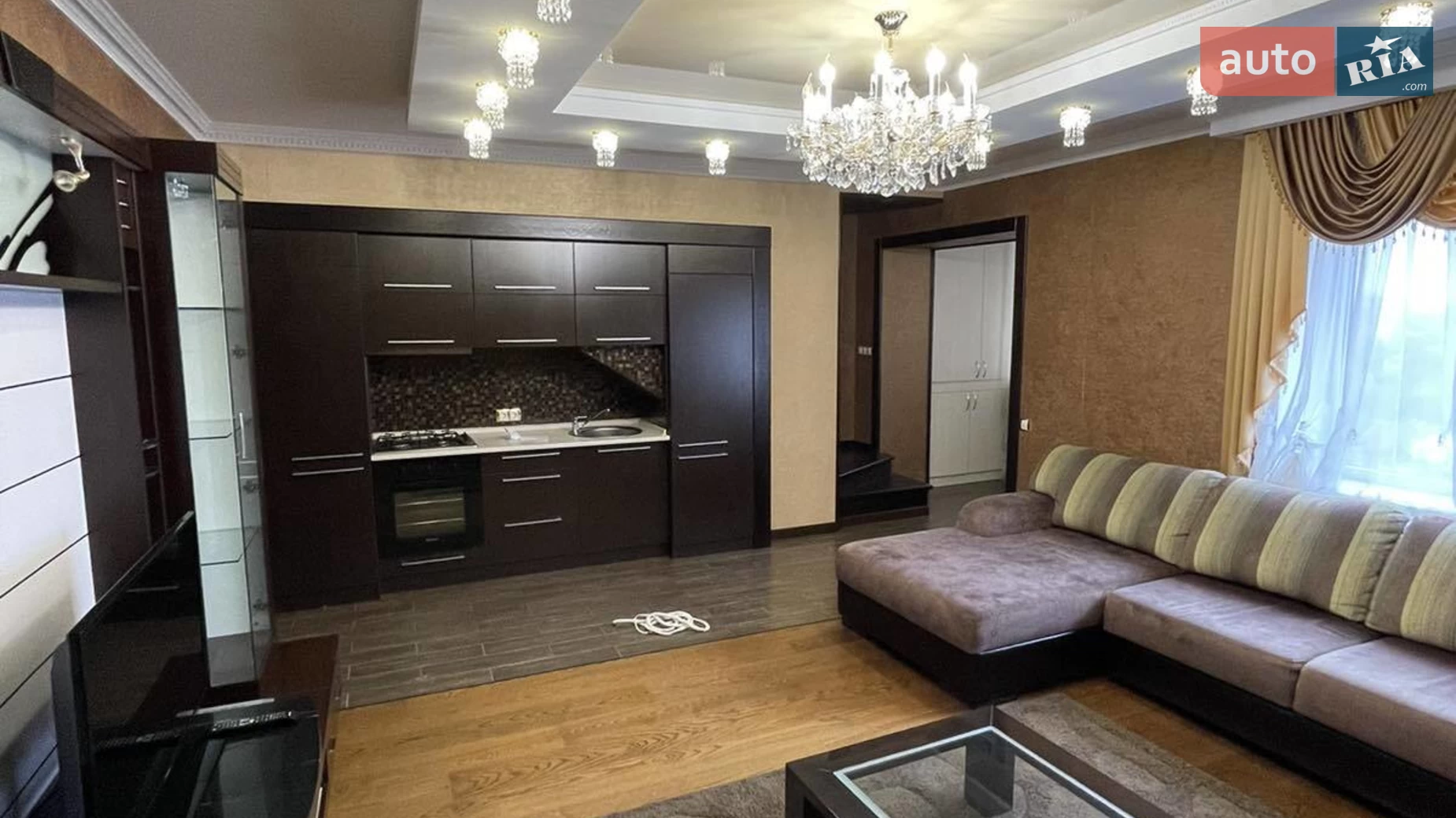 Продается 2-комнатная квартира 111.4 кв. м в Полтаве, ул. Уютная, 15 - фото 2