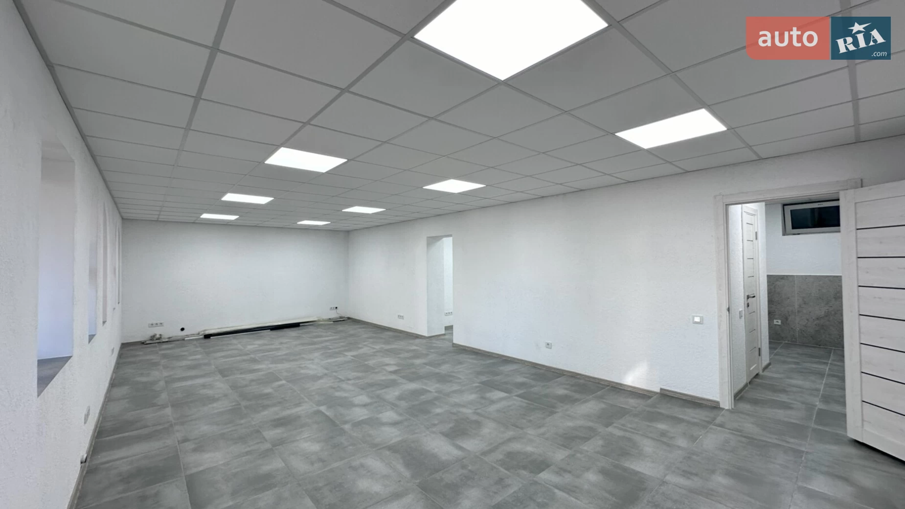 Продается офис 78 кв. м в бизнес-центре, цена: 112500 $ - фото 2