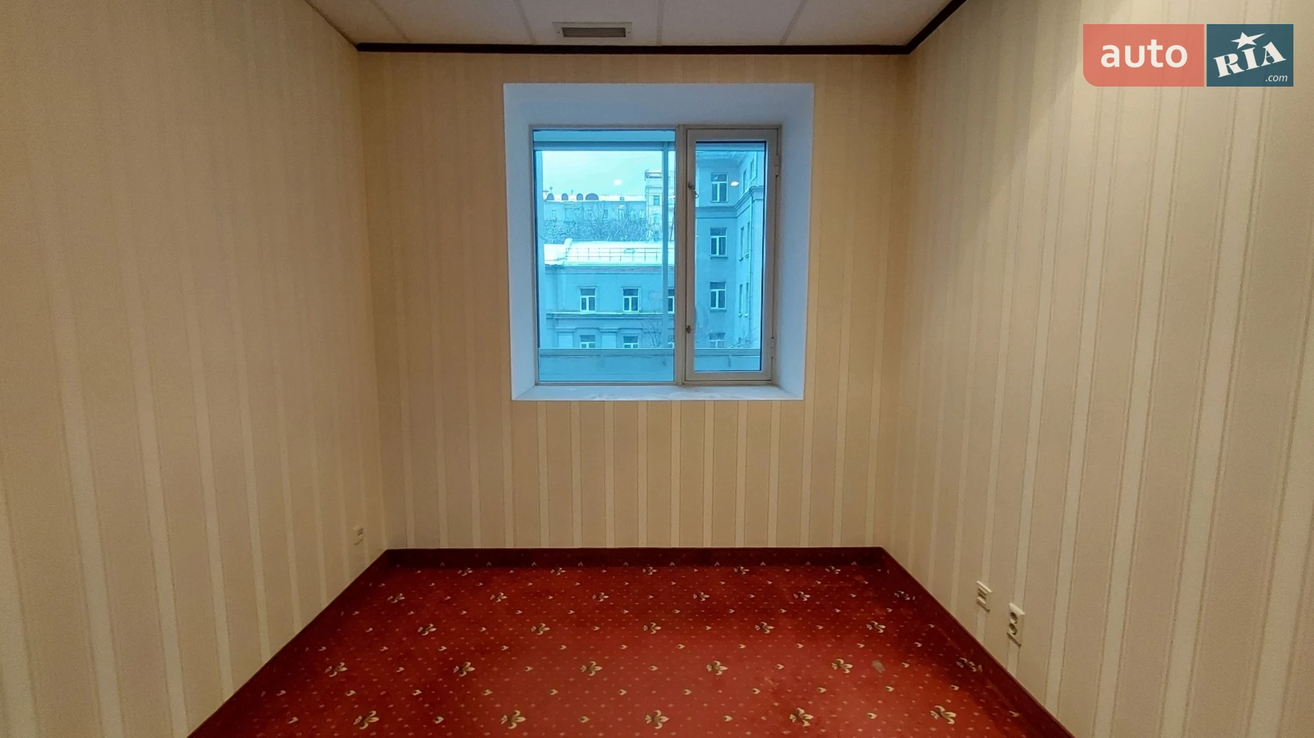 Сдается в аренду офис 110 кв. м в бизнес-центре, цена: 2420 $ - фото 5