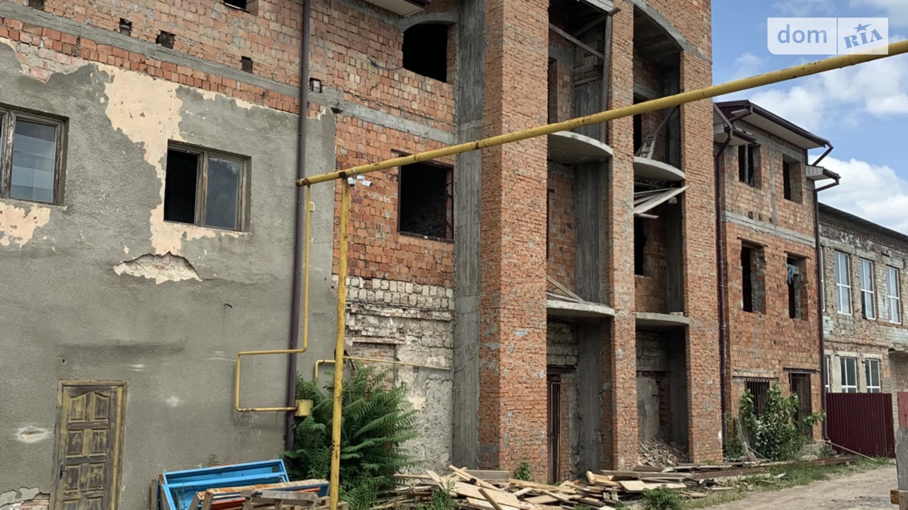ул. Заводская, 12 Садгорский Черновцы, цена: 140000 $ - фото 3