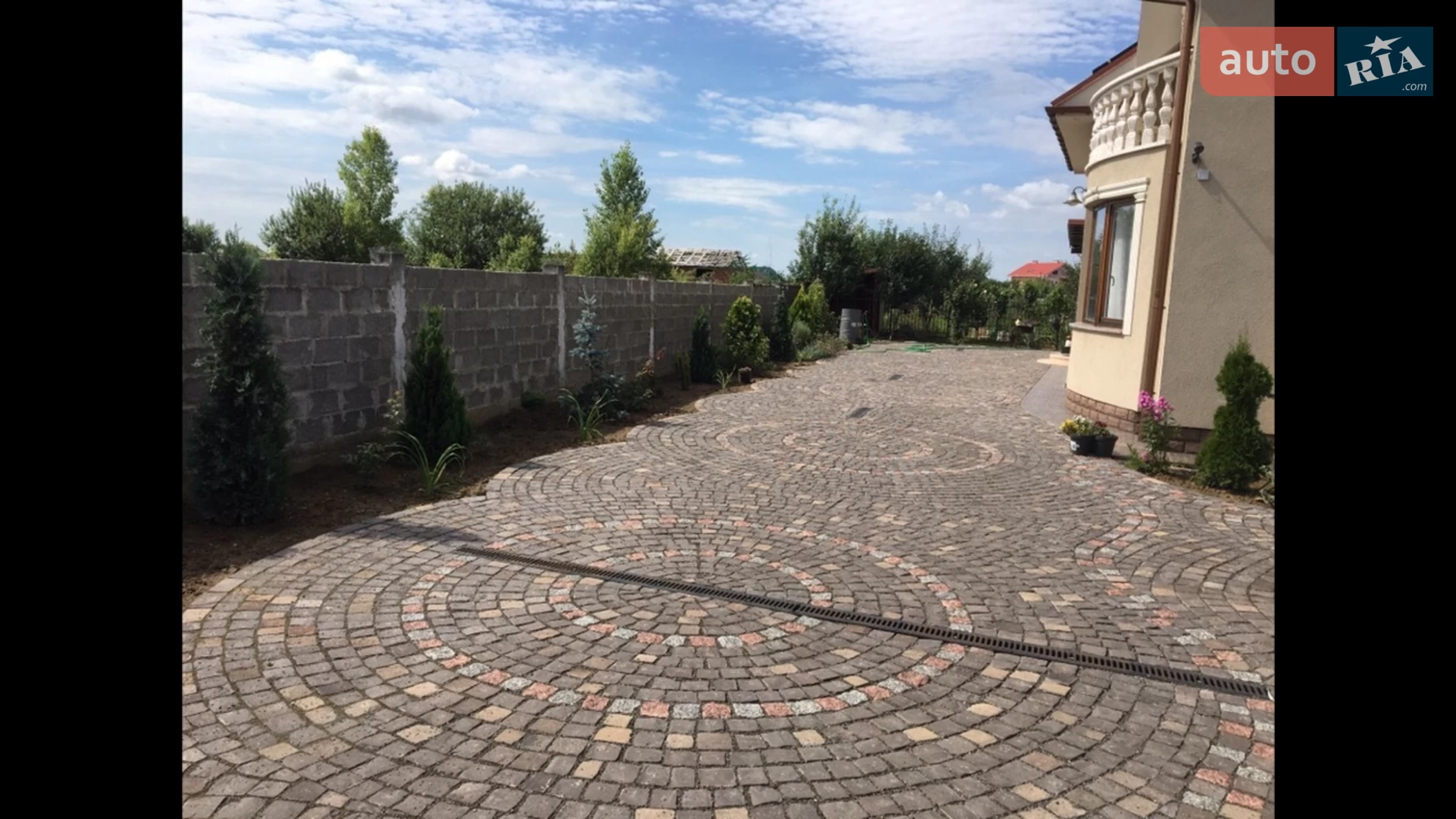Продается дом на 2 этажа 290 кв. м с беседкой, цена: 360000 $ - фото 4
