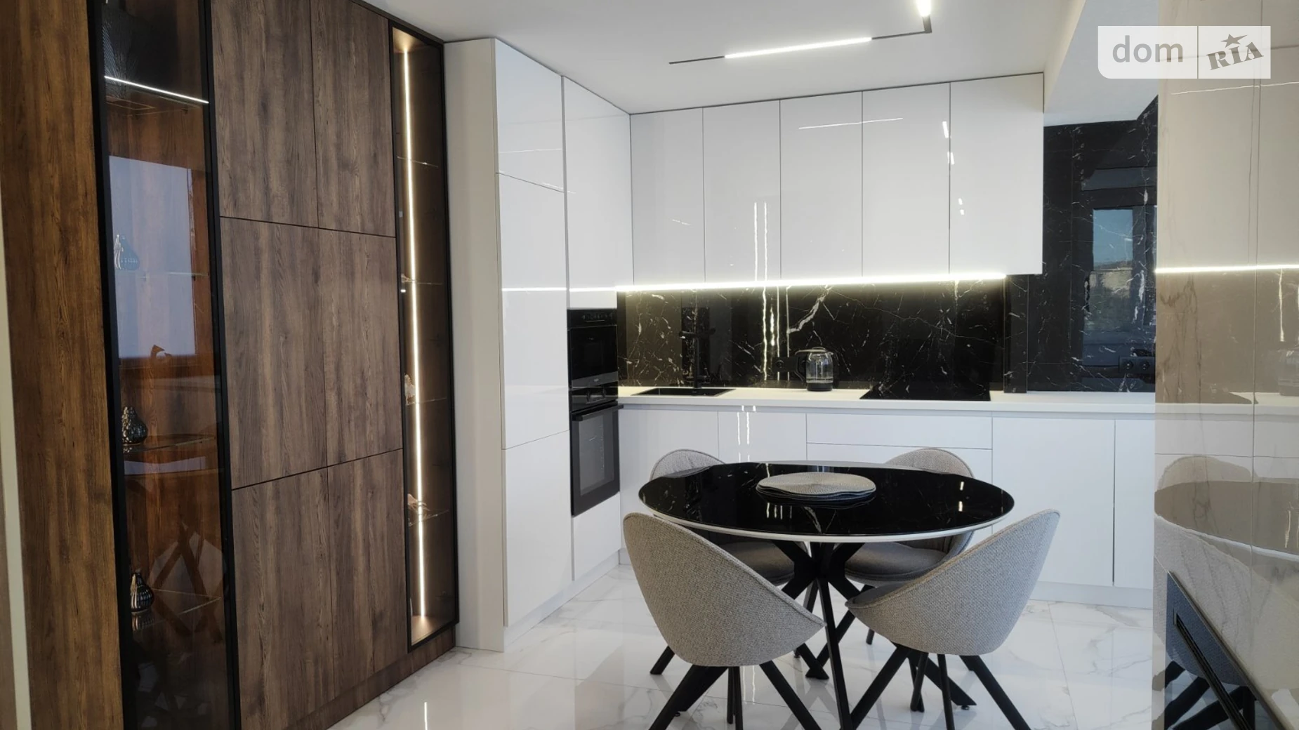 3-кімнатна квартира 92.1 кв. м у Тернополі, пл. Героїв Євромайдану, 9 - фото 2