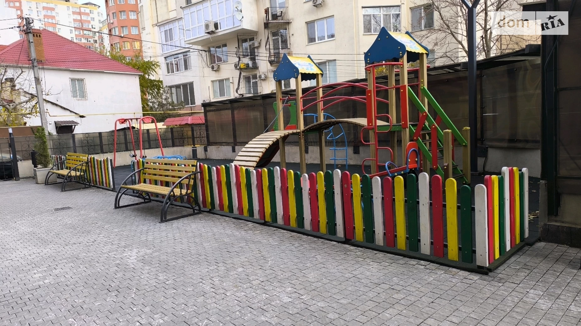 Продается 2-комнатная квартира 109 кв. м в Одессе, ул. Педагогическая, 23 - фото 2