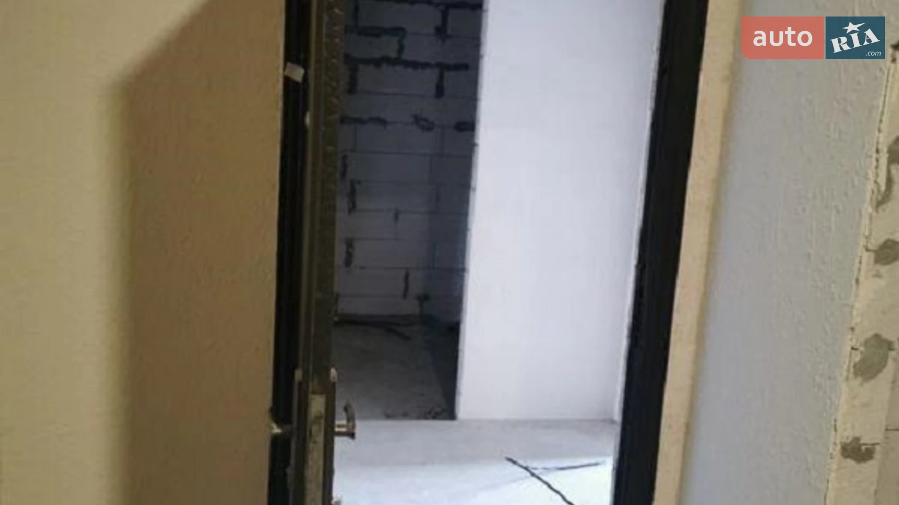Продается 1-комнатная квартира 39.8 кв. м в Киеве, ул. Украинская, 6 - фото 3