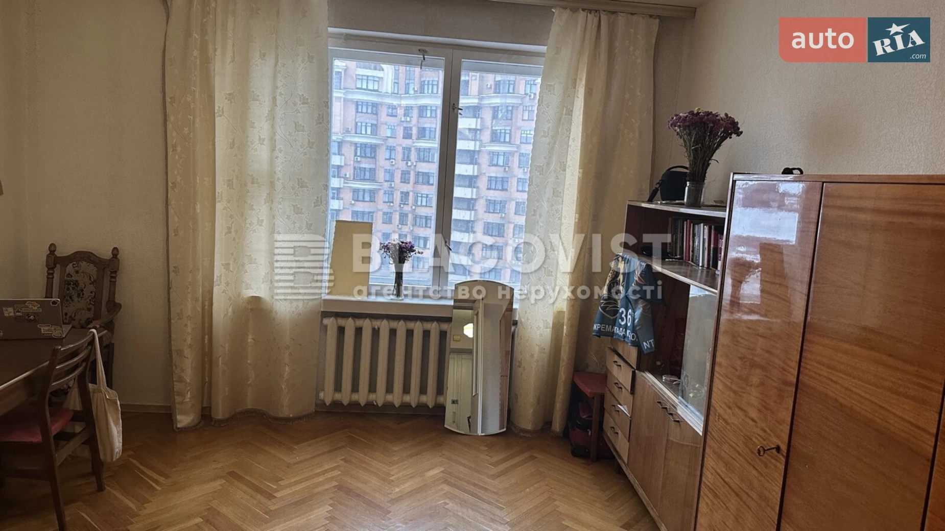 Продається 1-кімнатна квартира 47.2 кв. м у Києві, вул. Старонаводницька, 6 - фото 2