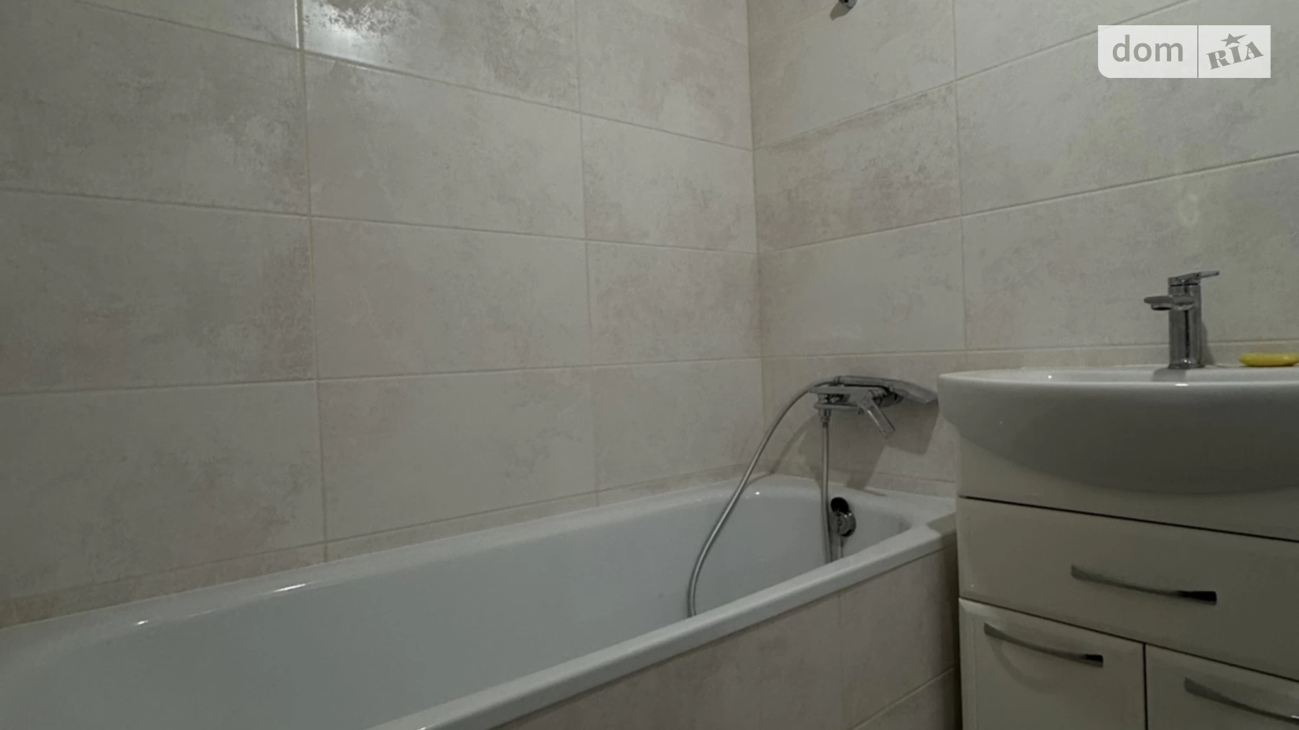 Продается 1-комнатная квартира 41.3 кв. м в Чернигове, цена: 38000 $ - фото 2