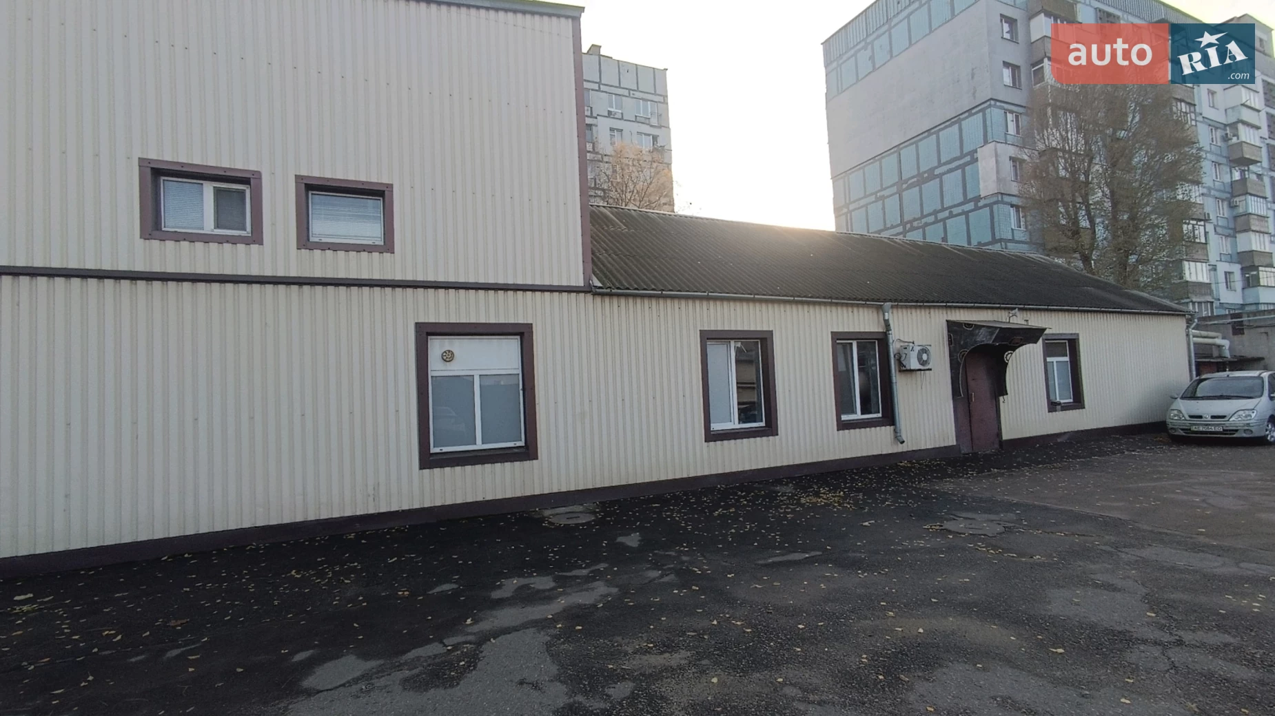 Продается помещения свободного назначения 2000 кв. м в 2-этажном здании, цена: 300000 $ - фото 2