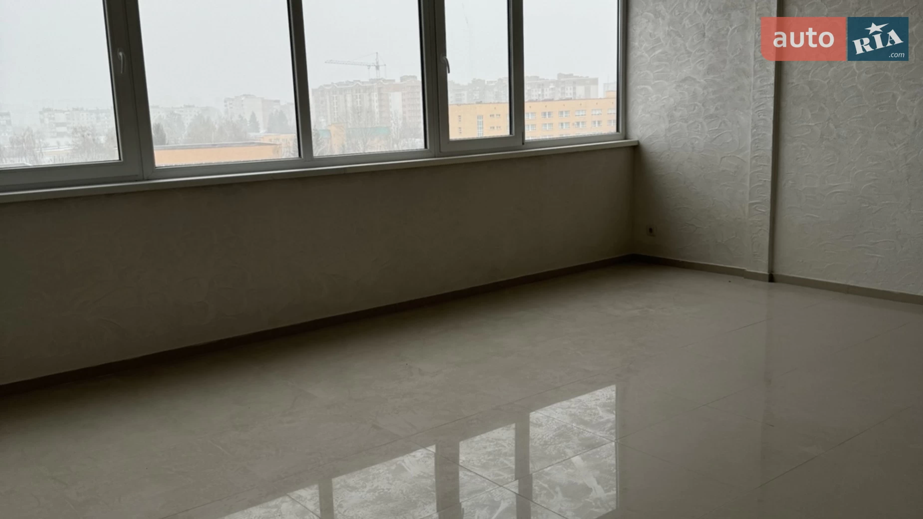 Сдается в аренду офис 29.5 кв. м в бизнес-центре, цена: 6000 грн - фото 2