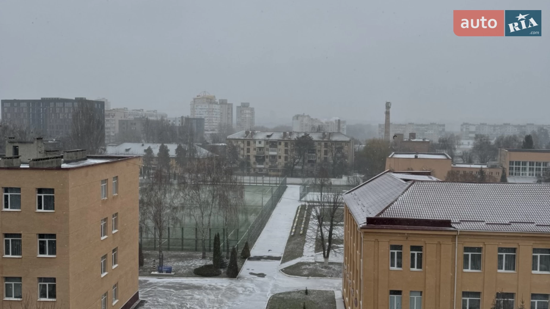 Сдается в аренду офис 29.5 кв. м в бизнес-центре, цена: 6000 грн - фото 4