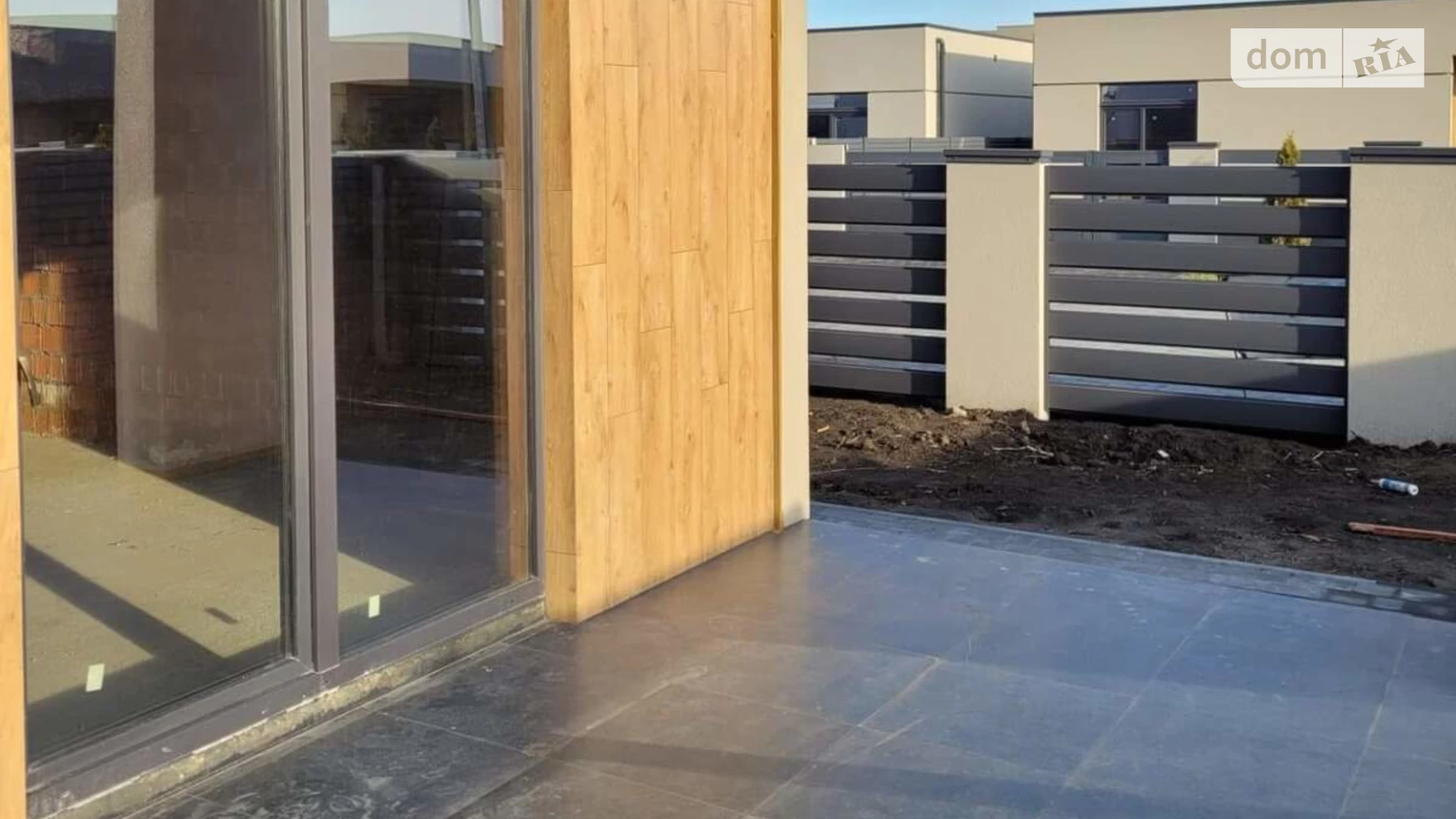 Продається одноповерховий будинок 215 кв. м с басейном, цена: 235000 $ - фото 3