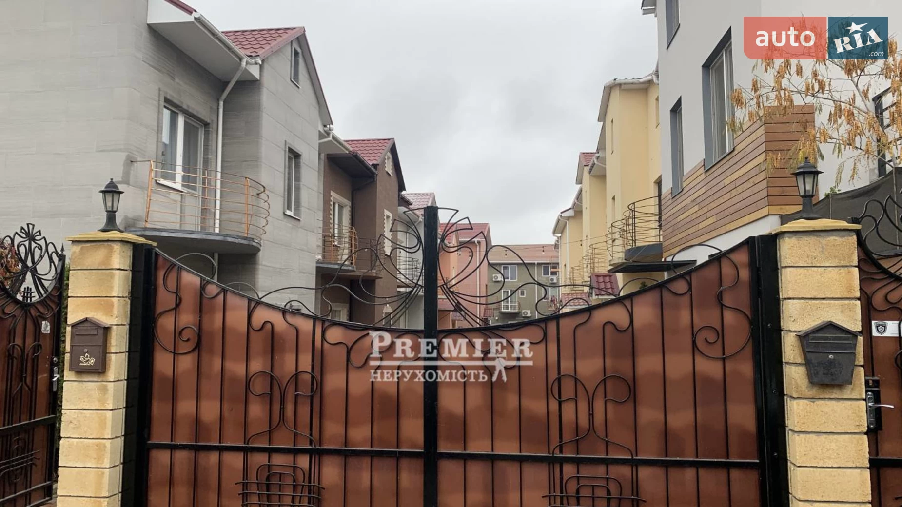 Продается дом на 3 этажа 127.8 кв. м с подвалом, цена: 65000 $ - фото 3