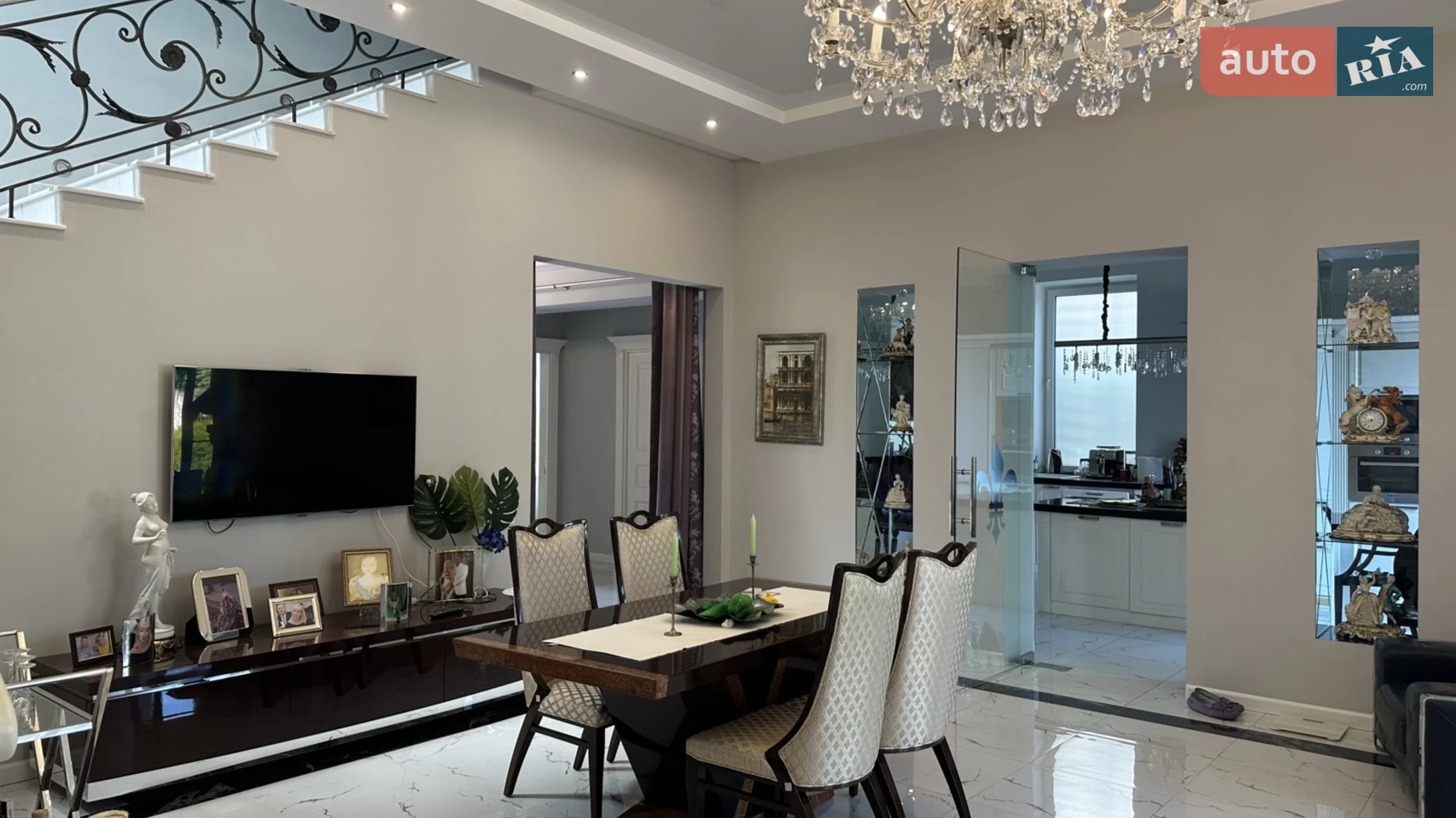 Продається будинок 2 поверховий 240 кв. м з садом, цена: 670000 $ - фото 5