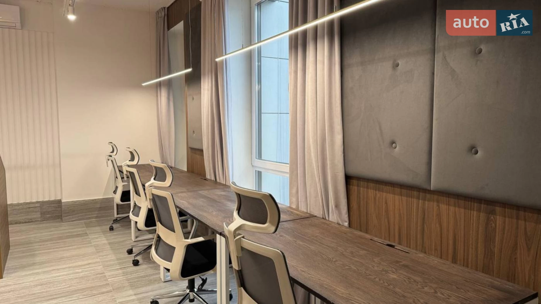 Сдается в аренду офис 180 кв. м в бизнес-центре, цена: 7500 $ - фото 4