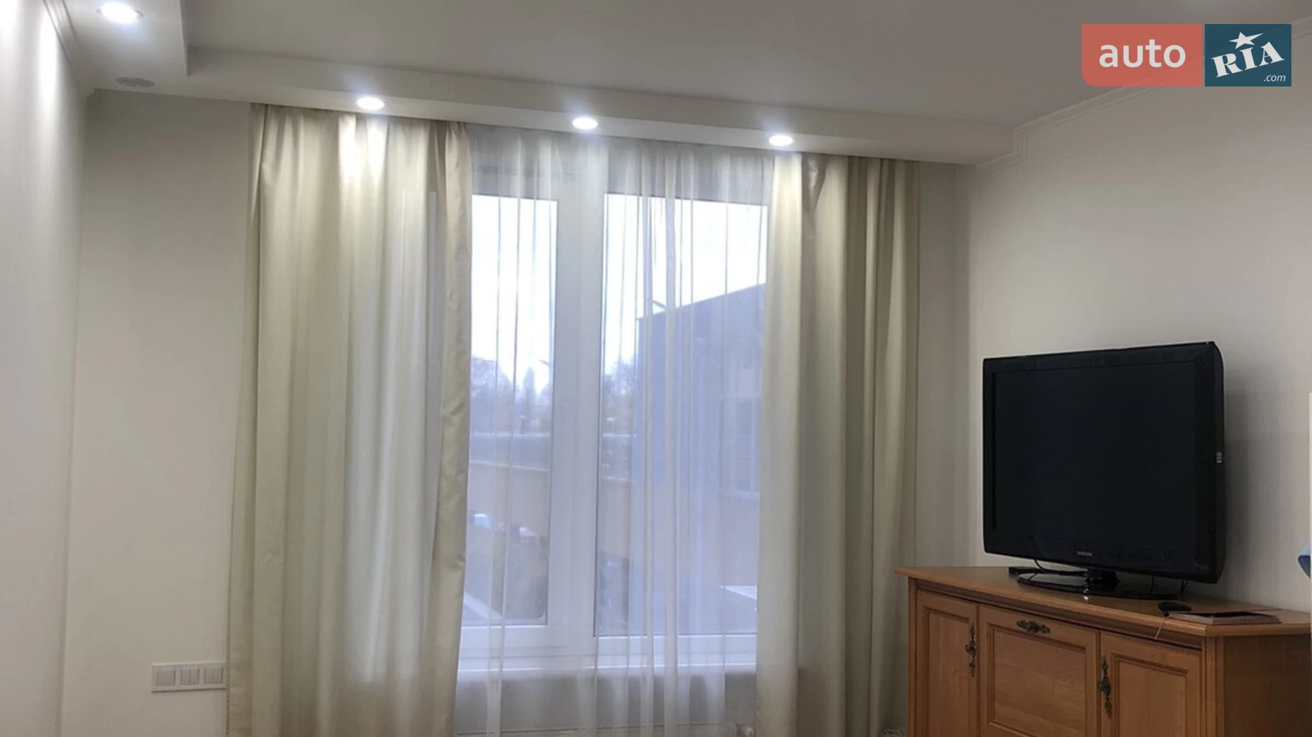 Продается 1-комнатная квартира 45 кв. м в Одессе, ул. Михайловская, 8 корпус 2 - фото 2