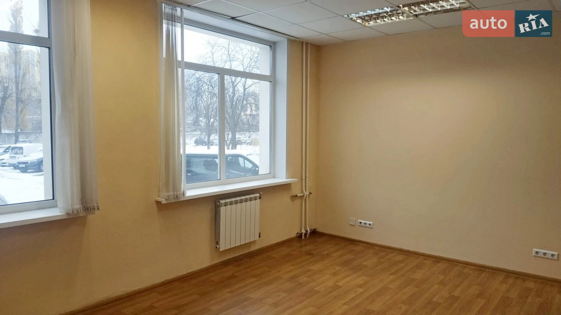Здається в оренду офіс 25 кв. м в бізнес-центрі, цена: 15725 грн - фото 4