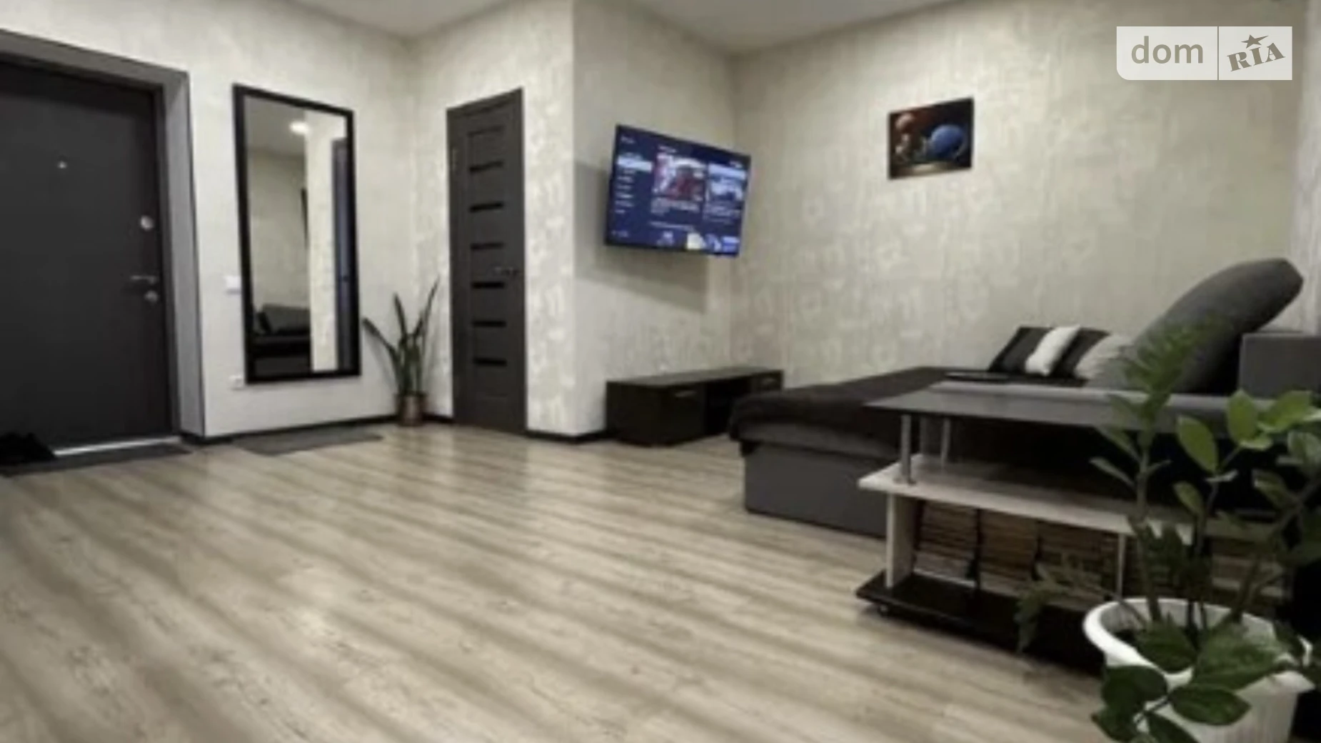 Продається 1-кімнатна квартира 60.7 кв. м у Миколаєві, вул. Мостобудівників - фото 2