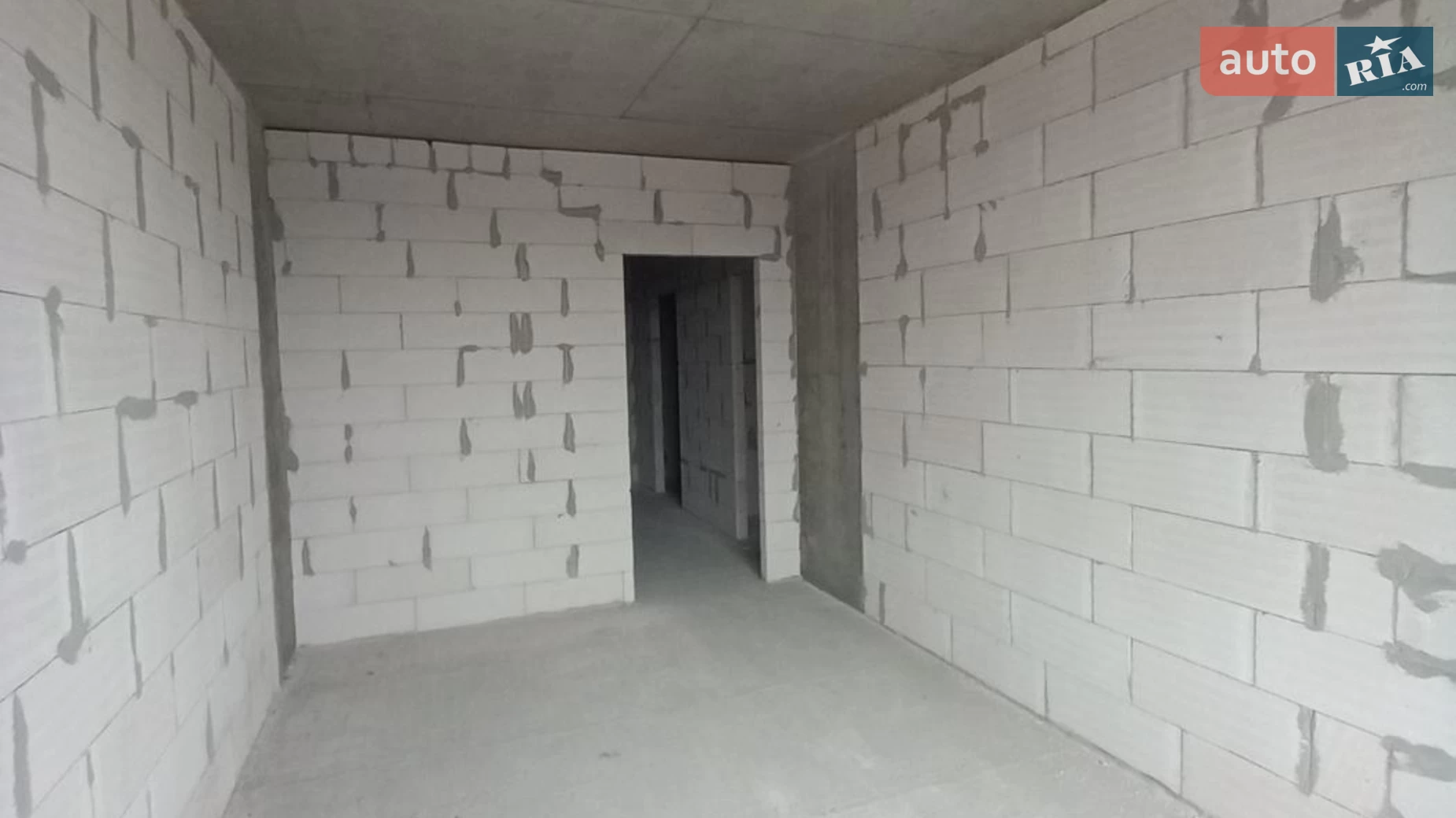 Продается 1-комнатная квартира 51 кв. м в Львове, ул. Хмельницкого Богдана, 207 - фото 2