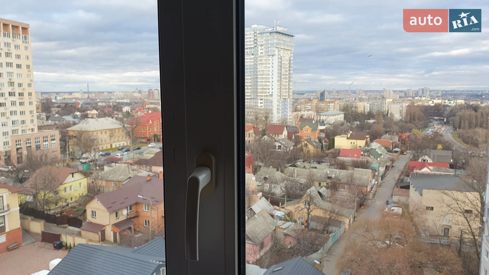 Продается 3-комнатная квартира 69.3 кв. м в Киеве, ул. Елены Телиги, 55 - фото 3