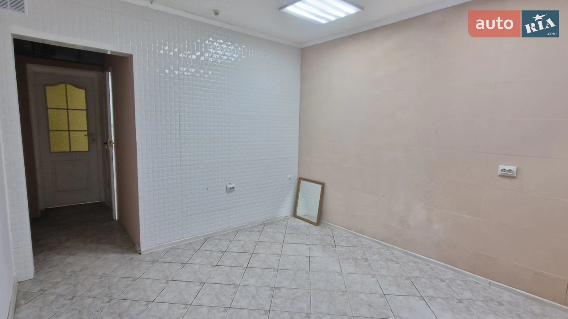 Сдается в аренду офис 17 кв. м в бизнес-центре, цена: 5000 грн - фото 4