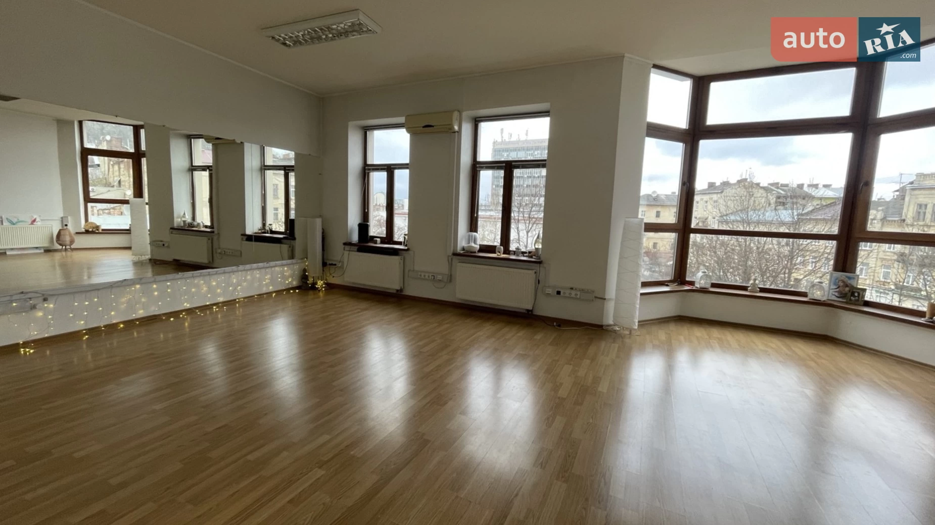 Сдается в аренду офис 70 кв. м в бизнес-центре, цена: 21000 грн - фото 3