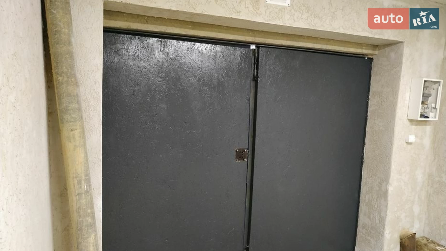 Продается отдельно стоящий гараж под легковое авто на 20 кв. м, цена: 13999 $ - фото 2