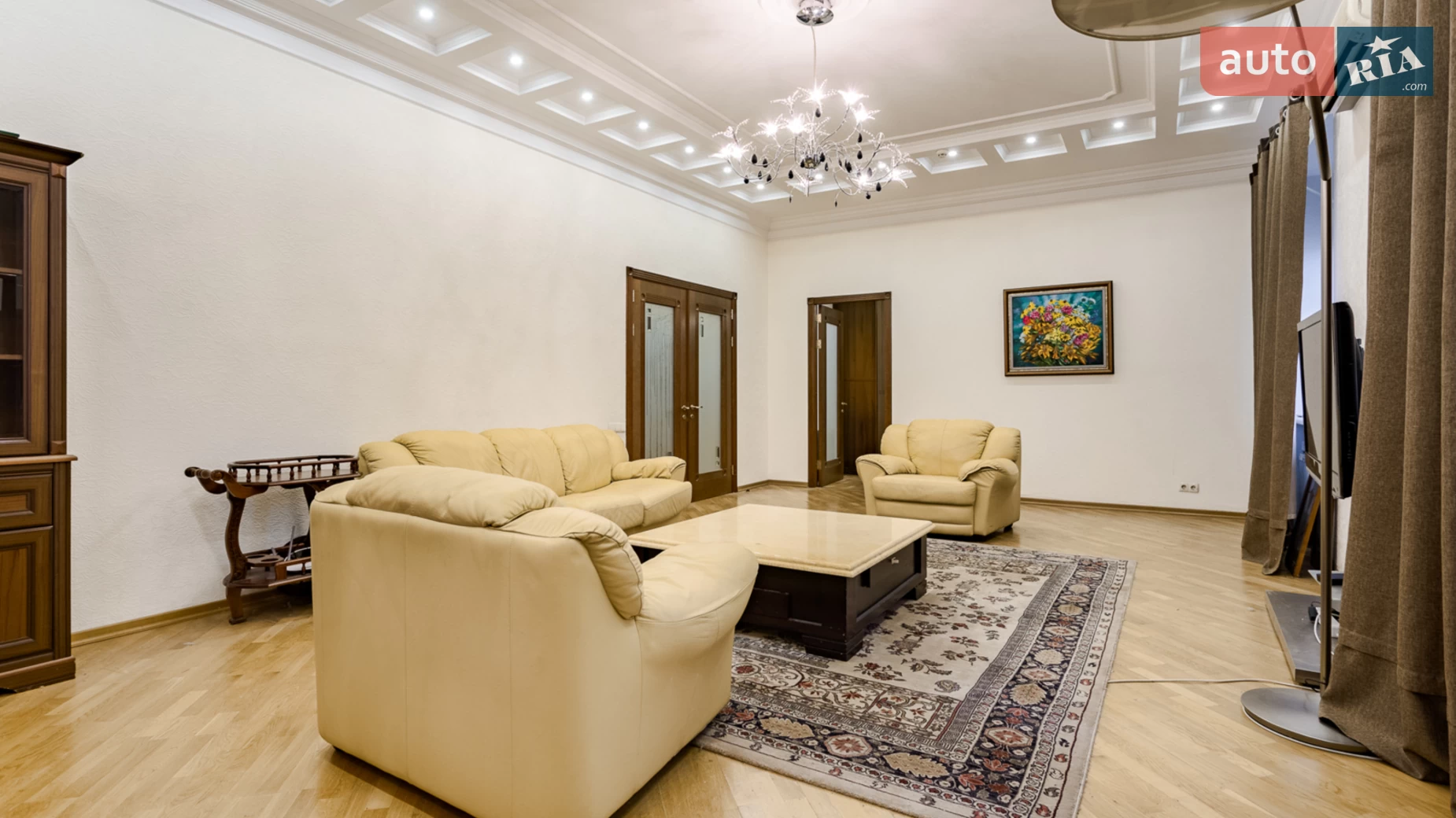 Сдается в аренду 5-комнатная квартира 210.8 кв. м в, цена: 1500 $ - фото 4