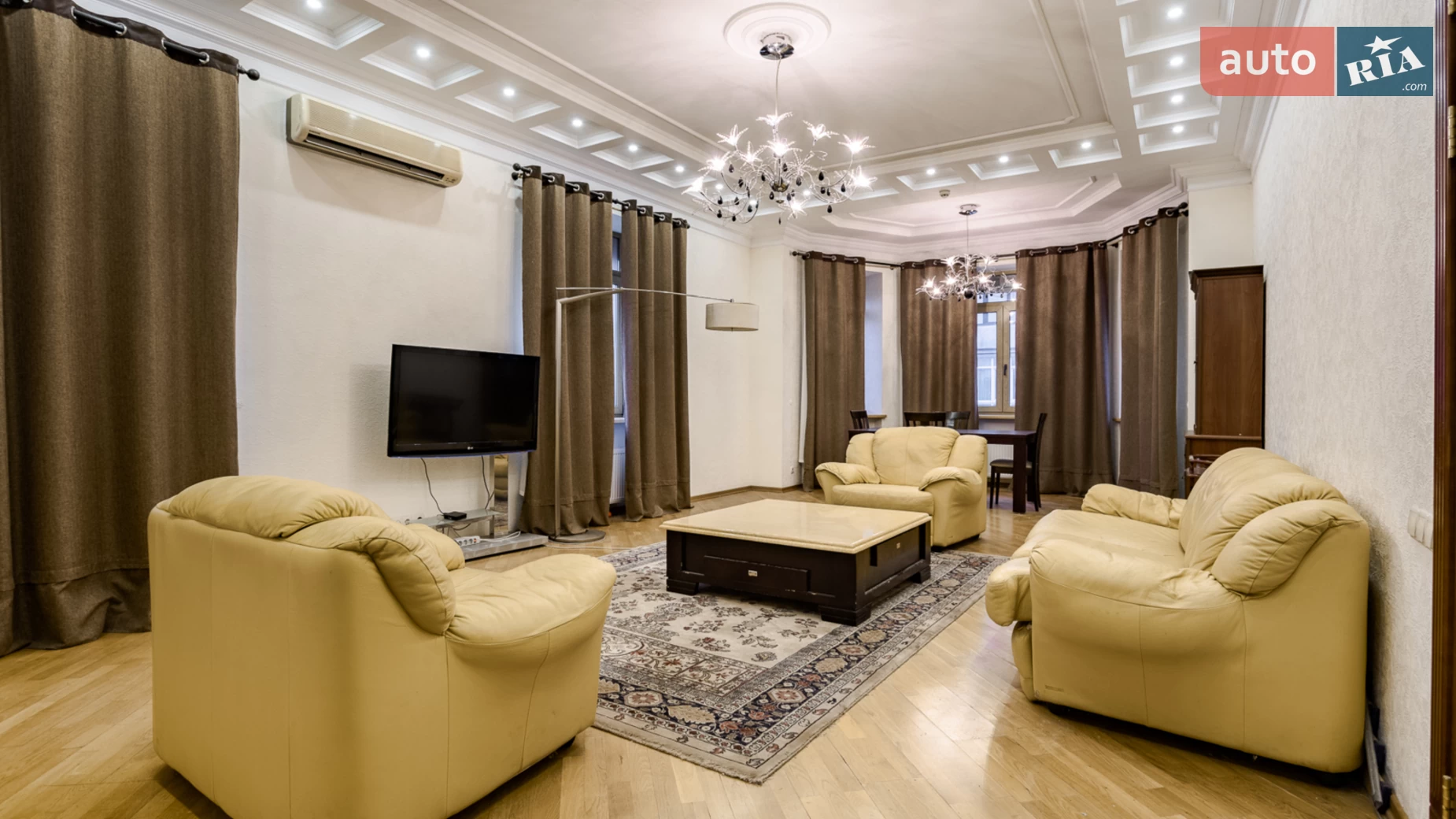 Сдается в аренду 5-комнатная квартира 210.8 кв. м в, цена: 1500 $ - фото 2