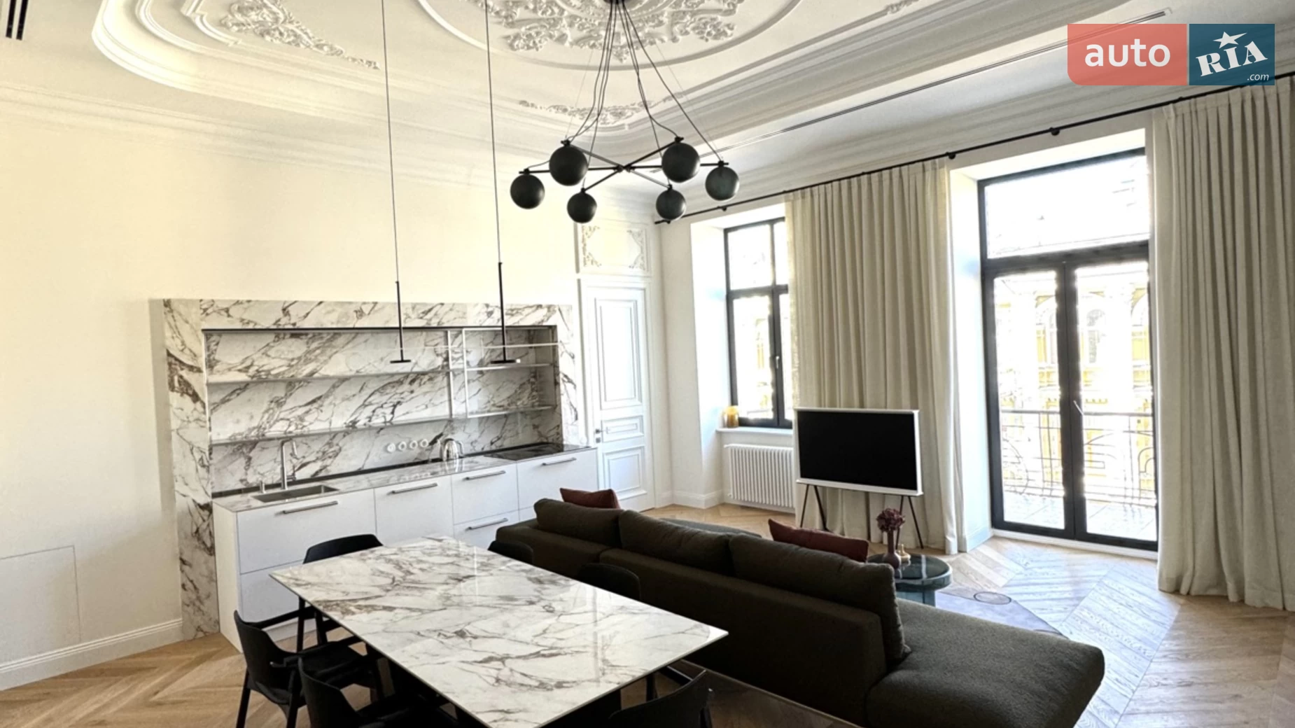 Продается 3-комнатная квартира 83 кв. м в Киеве, ул. Заньковецкой, 7 - фото 2