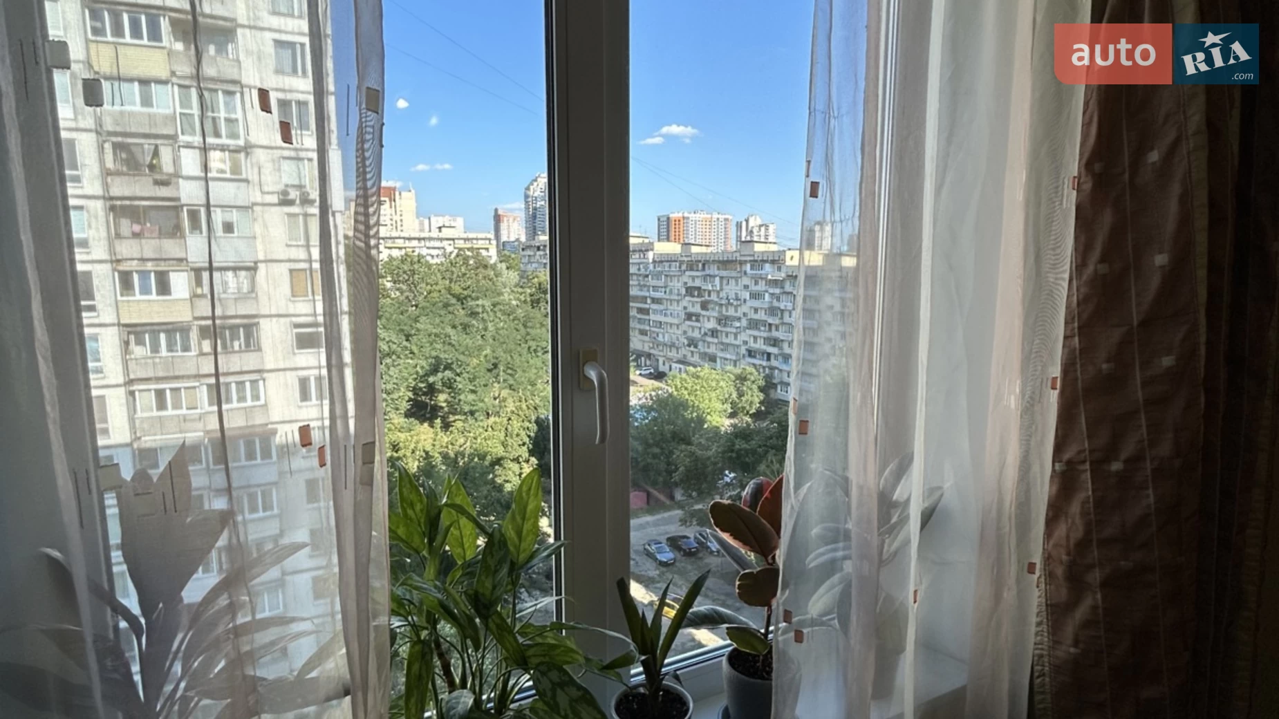 Продається 3-кімнатна квартира 71 кв. м у Києві, вул. Миколи Ушакова, 4 - фото 3