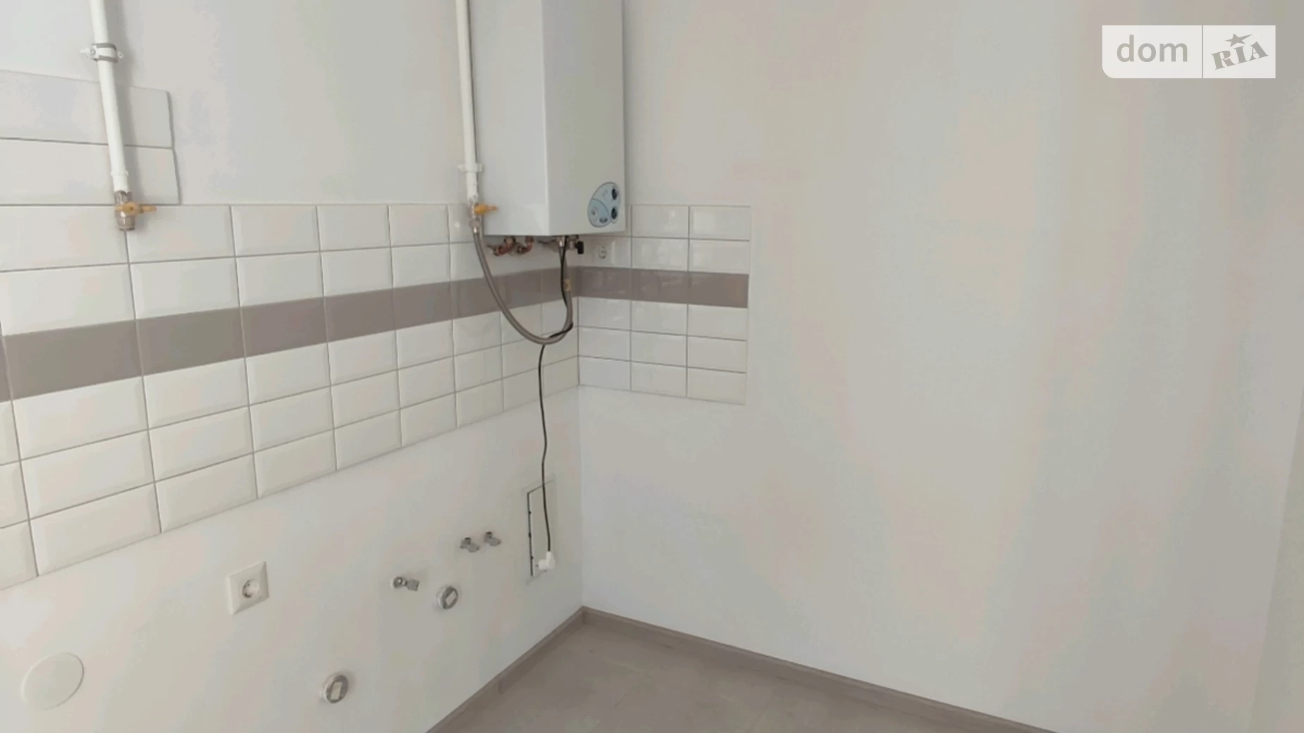 Продается 1-комнатная квартира 28 кв. м в Ворзеле, цена: 28000 $ - фото 2