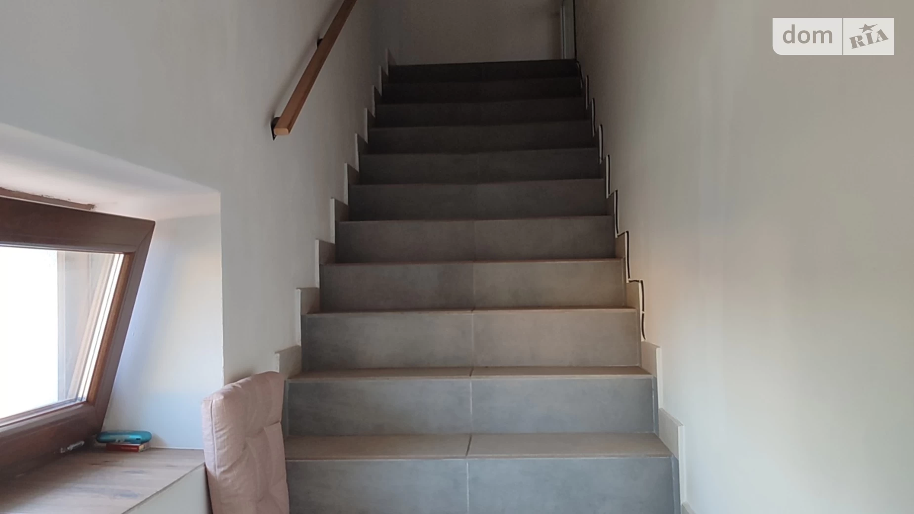 Продается офис 97 кв. м в бизнес-центре, цена: 82450 $ - фото 2