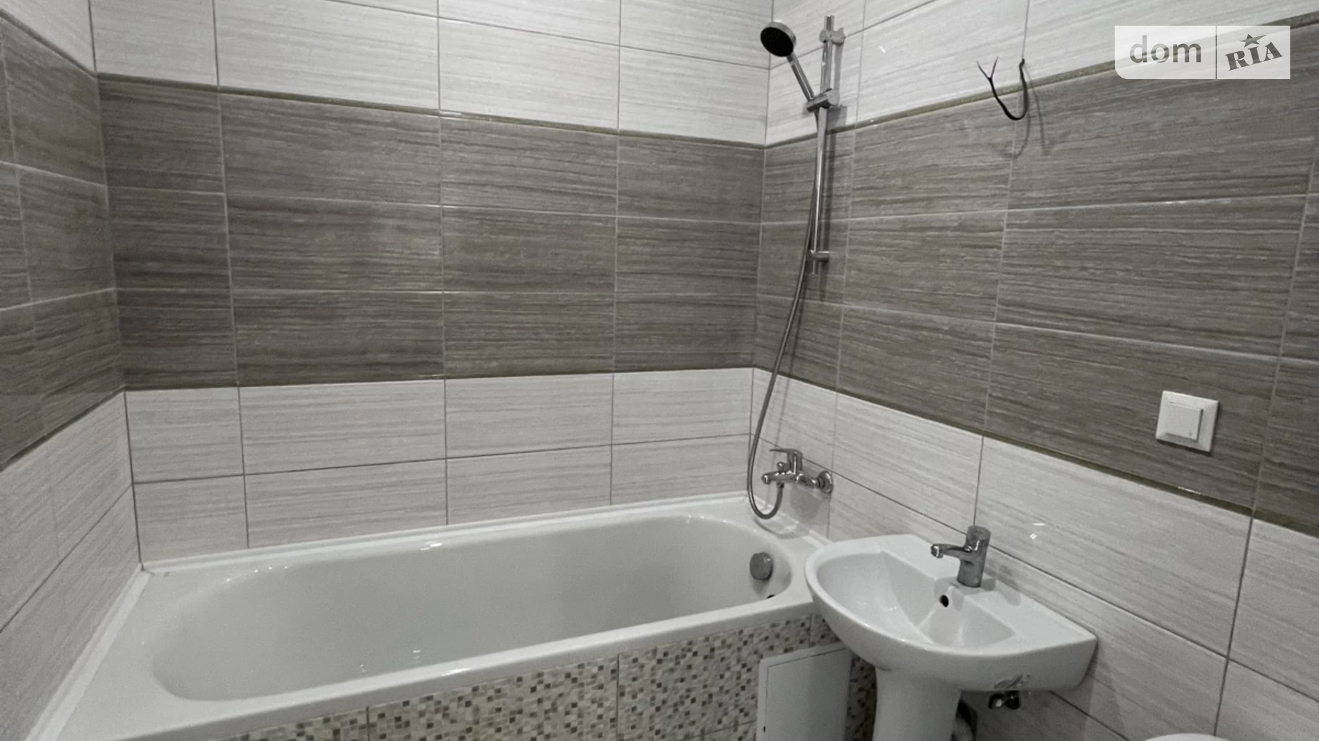 Продается 1-комнатная квартира 30 кв. м в Ворзеле, цена: 28000 $ - фото 2