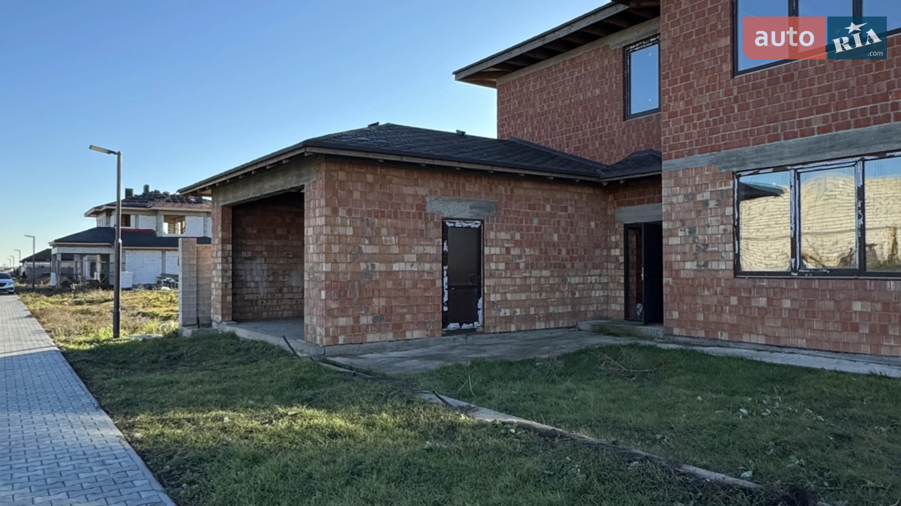 Продается дом на 2 этажа 156 кв. м с террасой, цена: 130000 $ - фото 3