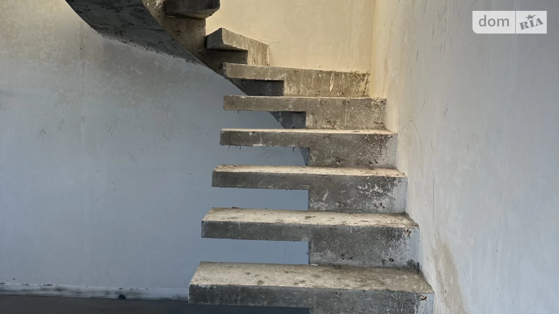 Продается дом на 2 этажа 120 кв. м с мебелью, цена: 125000 $ - фото 5