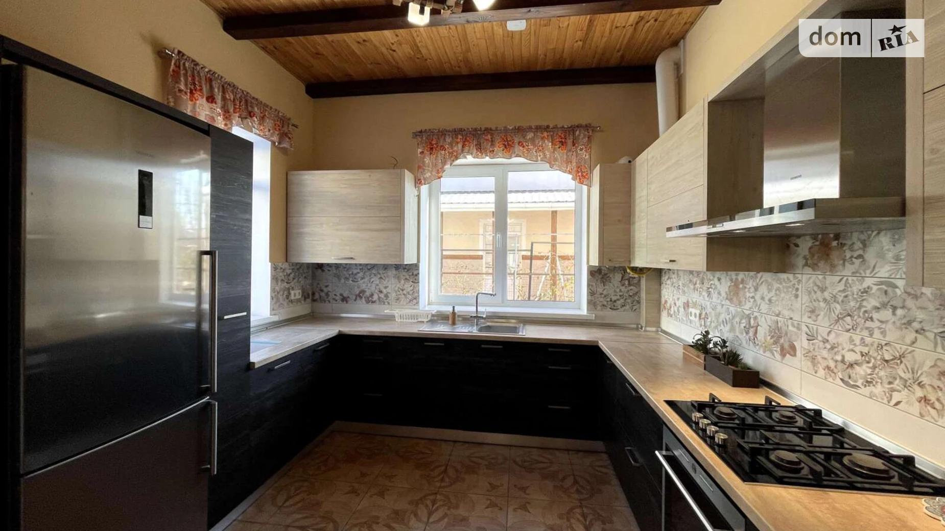 Продается дом на 2 этажа 156.2 кв. м с участком, цена: 150000 $ - фото 4