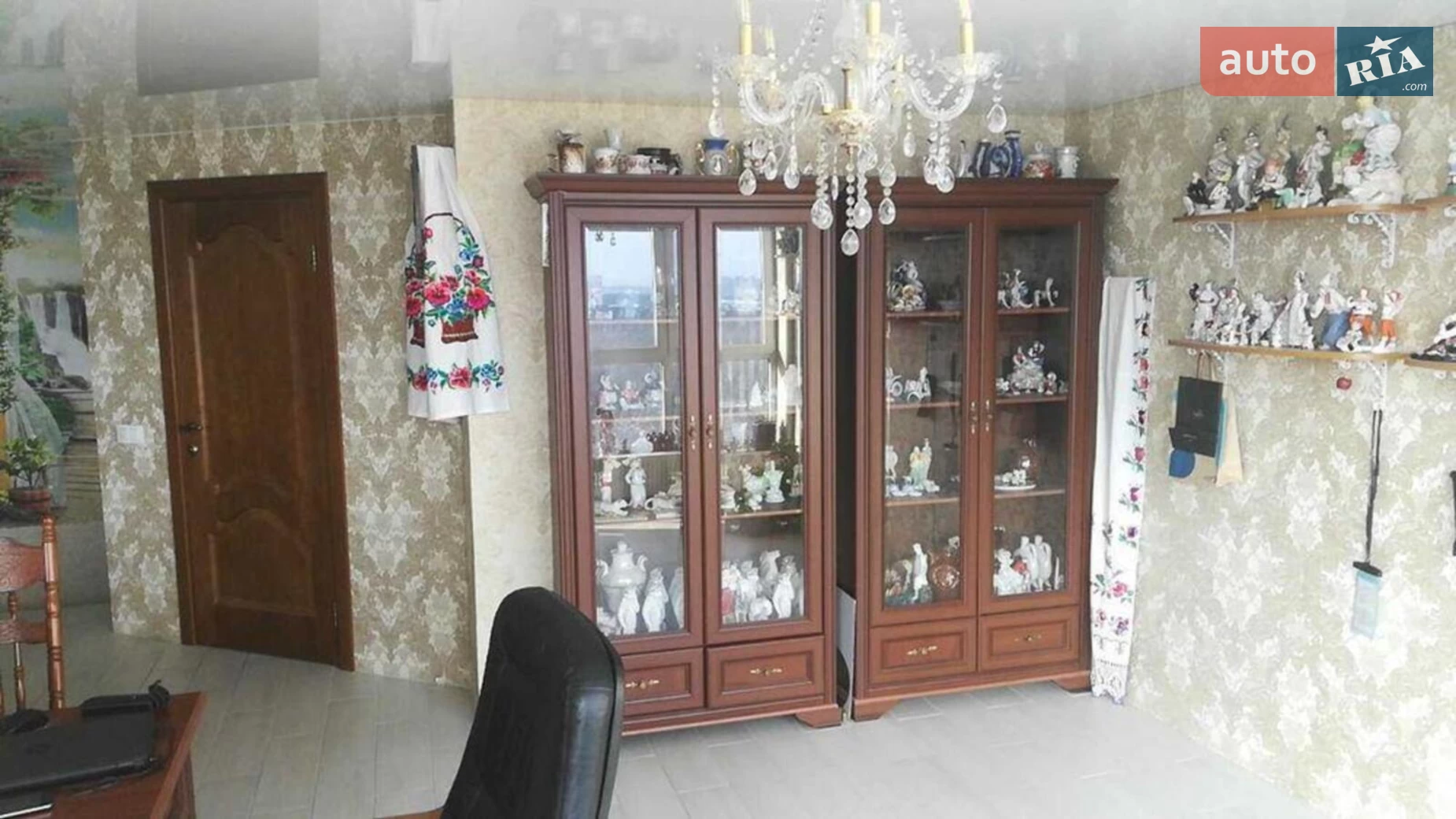 Продается 5-комнатная квартира 168.1 кв. м в Коцюбинском, ул. Пономарёва, 26 корпус 1 - фото 3