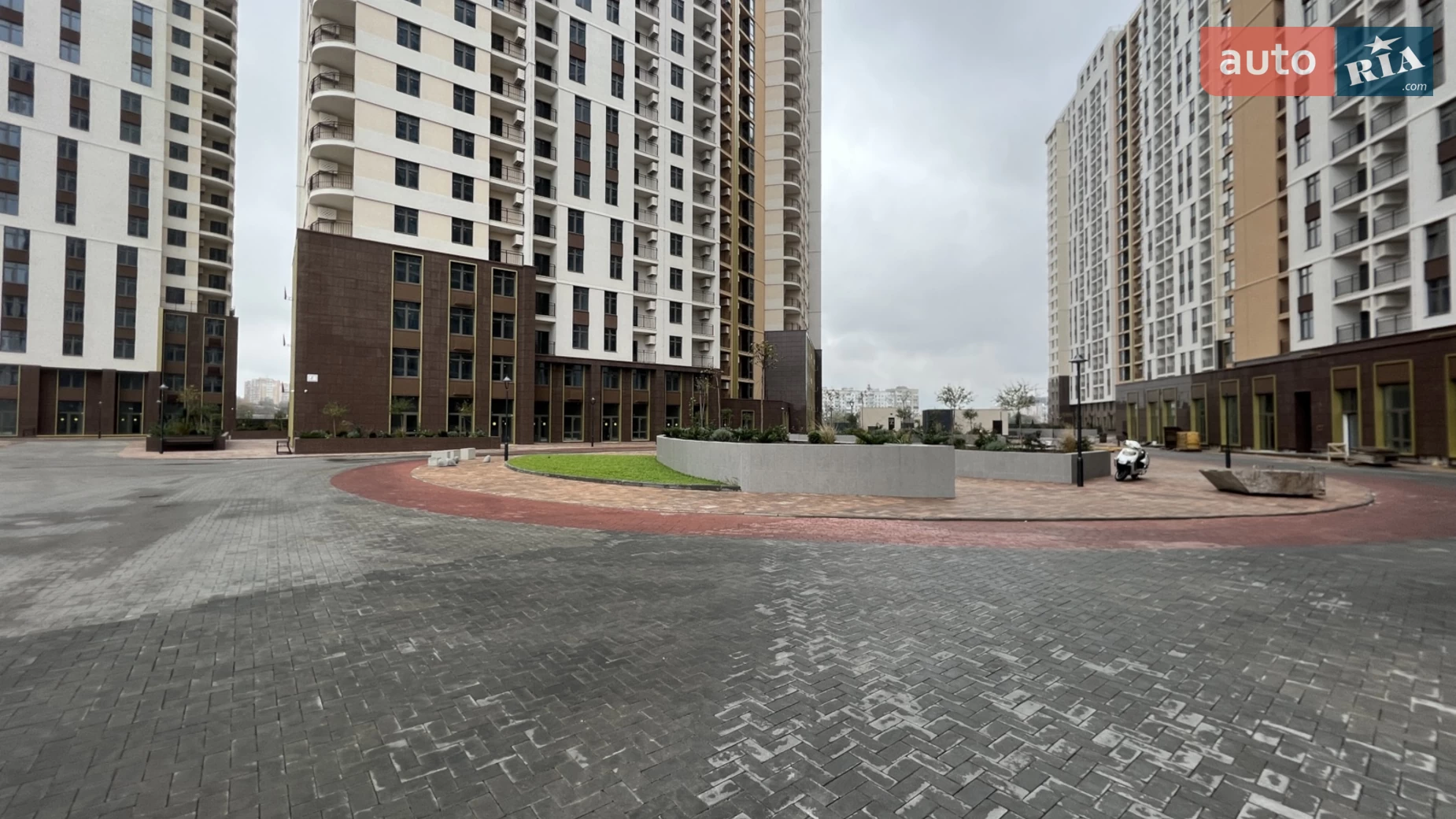 Продается 2-комнатная квартира 69 кв. м в Одессе, ул. Краснова, 1А - фото 2