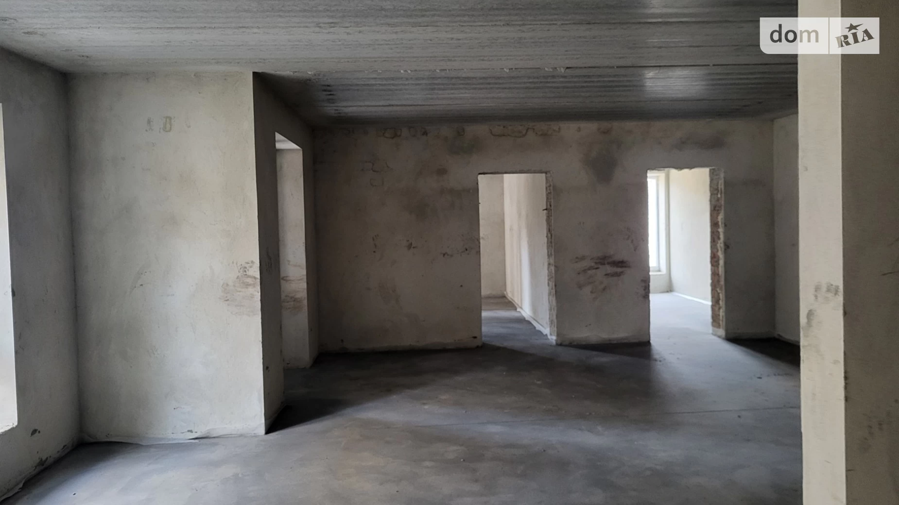 Продается 3-комнатная квартира 99.8 кв. м в Криховцах, ул. 24-го Августа - фото 2