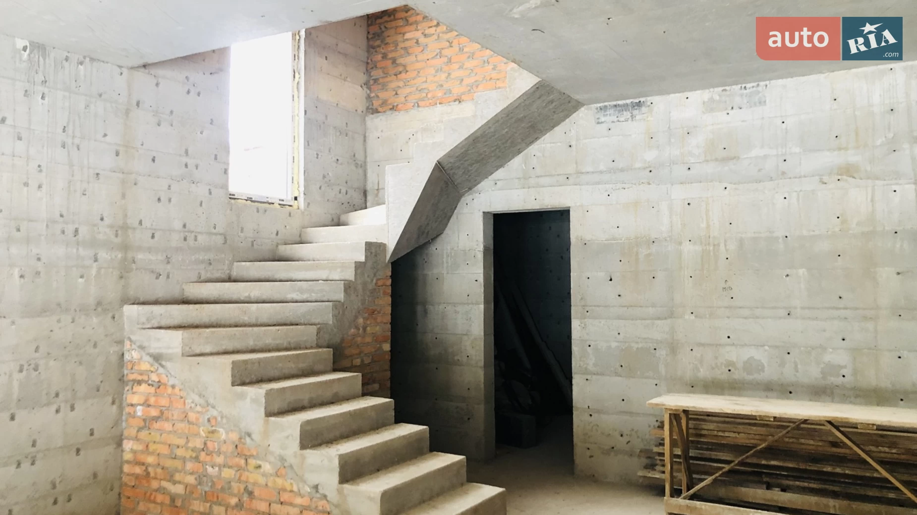 Продается дом на 2 этажа 190 кв. м с мансардой, цена: 199000 $ - фото 5