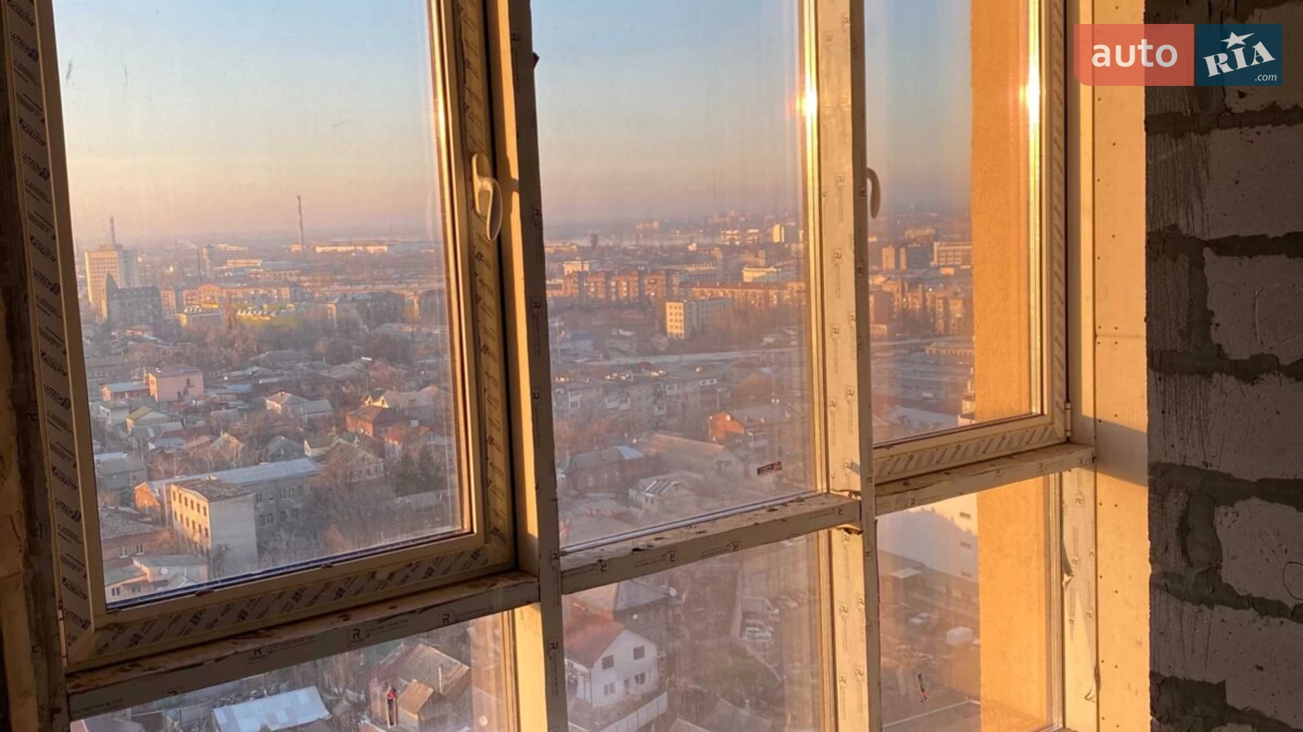 Продається 3-кімнатна квартира 116.4 кв. м у Дніпрі, вул. Степана Бандери(Шмідта), 15 - фото 4