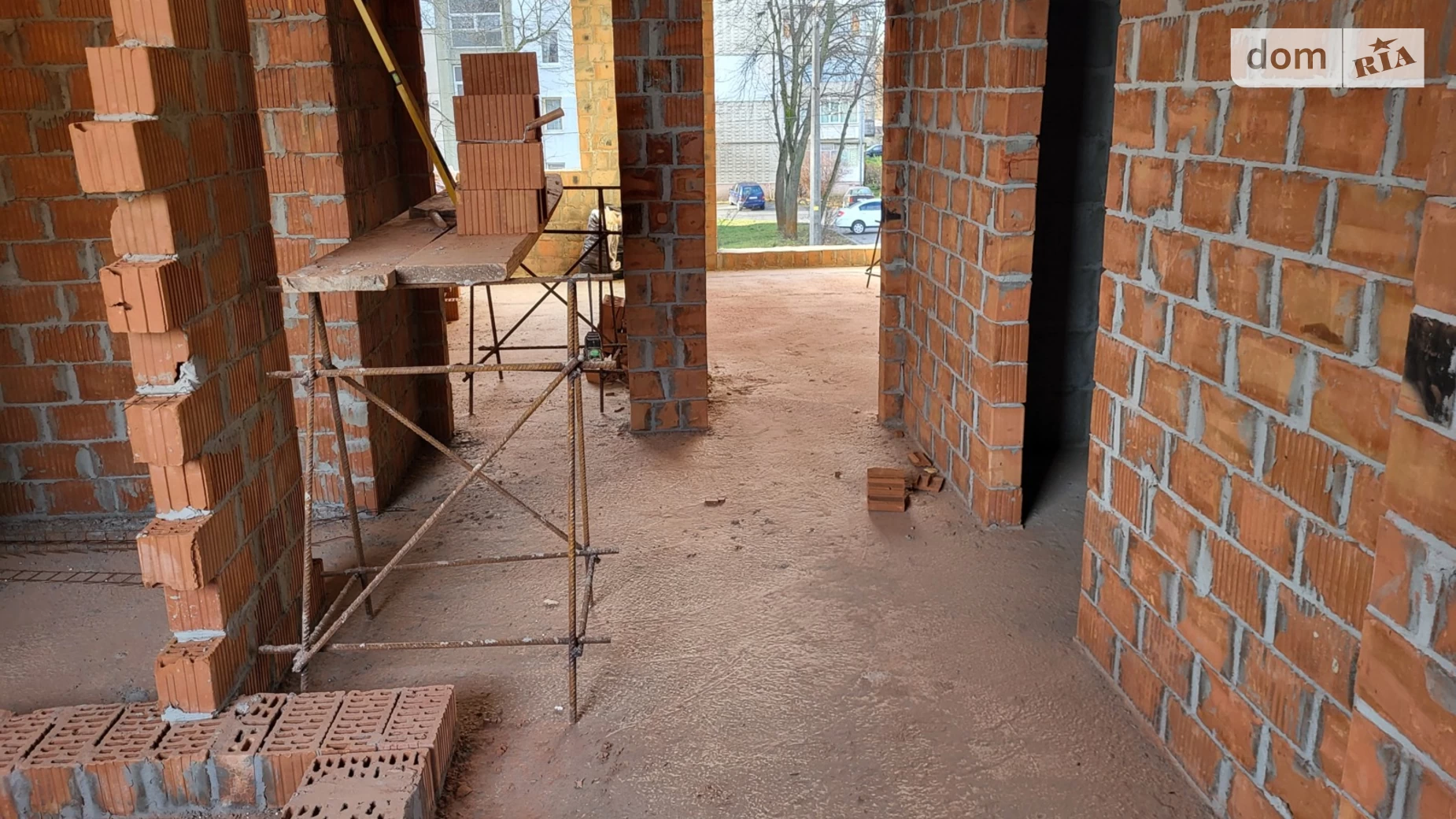 Продается 1-комнатная квартира 41 кв. м в Ивано-Франковске, ул. Целевича Юлиана, 28 - фото 2