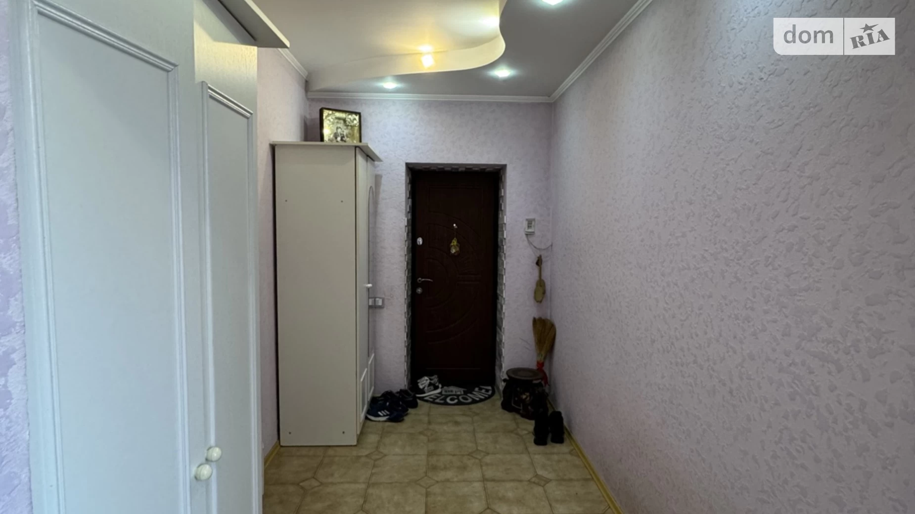 Продается дом на 2 этажа 200 кв. м с камином, цена: 110000 $ - фото 4