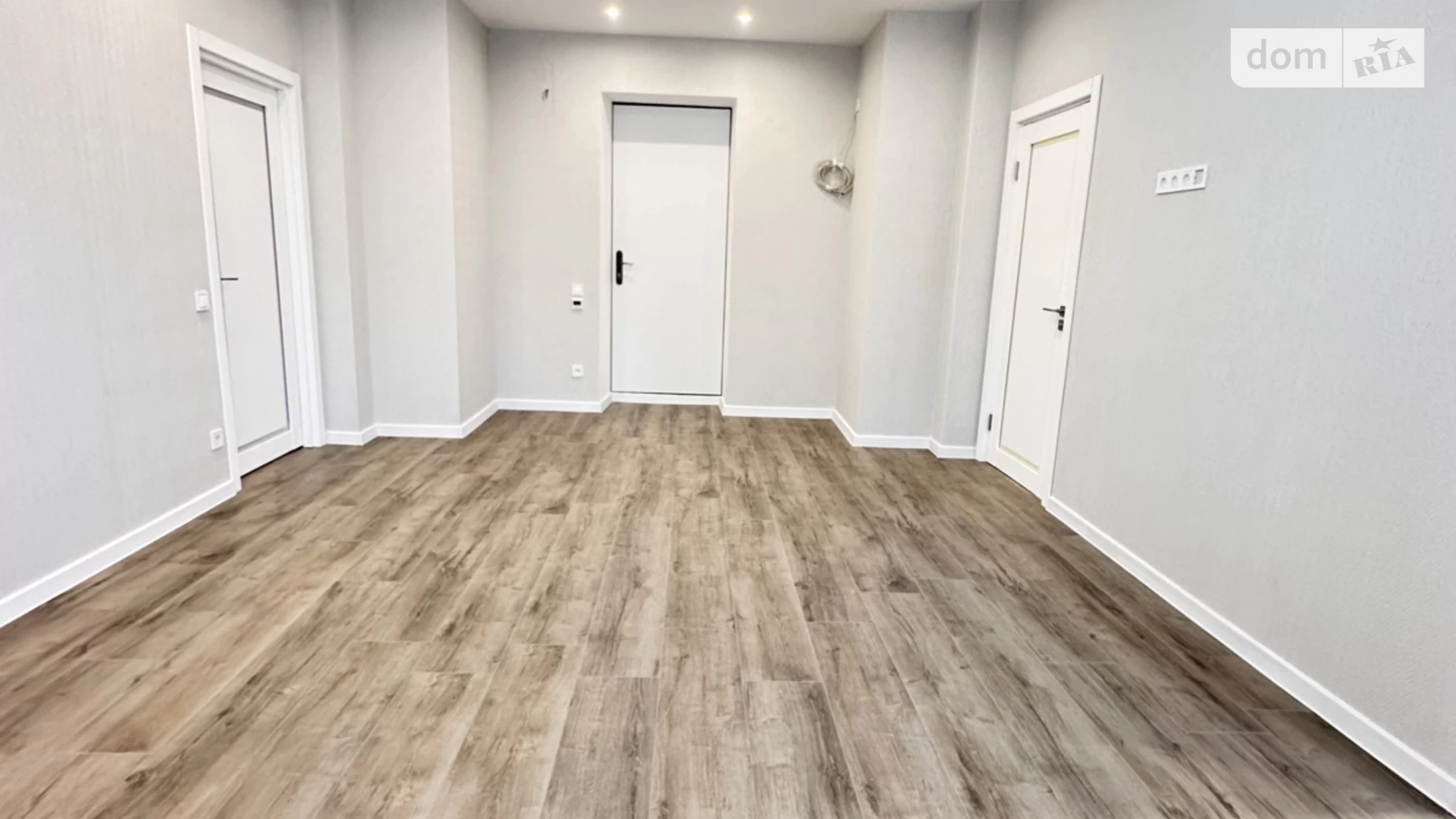 Продається 2-кімнатна квартира 56 кв. м у Кам'янському, цена: 32000 $ - фото 4