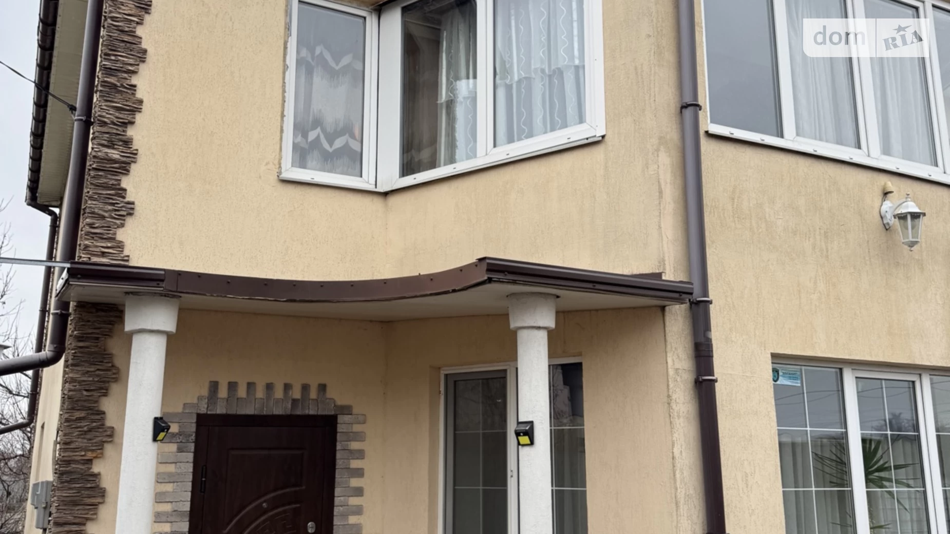 Продается дом на 2 этажа 200 кв. м с камином, цена: 110000 $ - фото 3